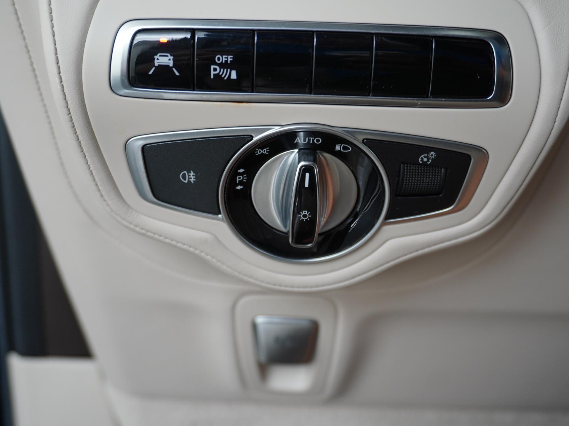 Mercedes-Benz G-Klasse 63 AMG 463 Edition 33