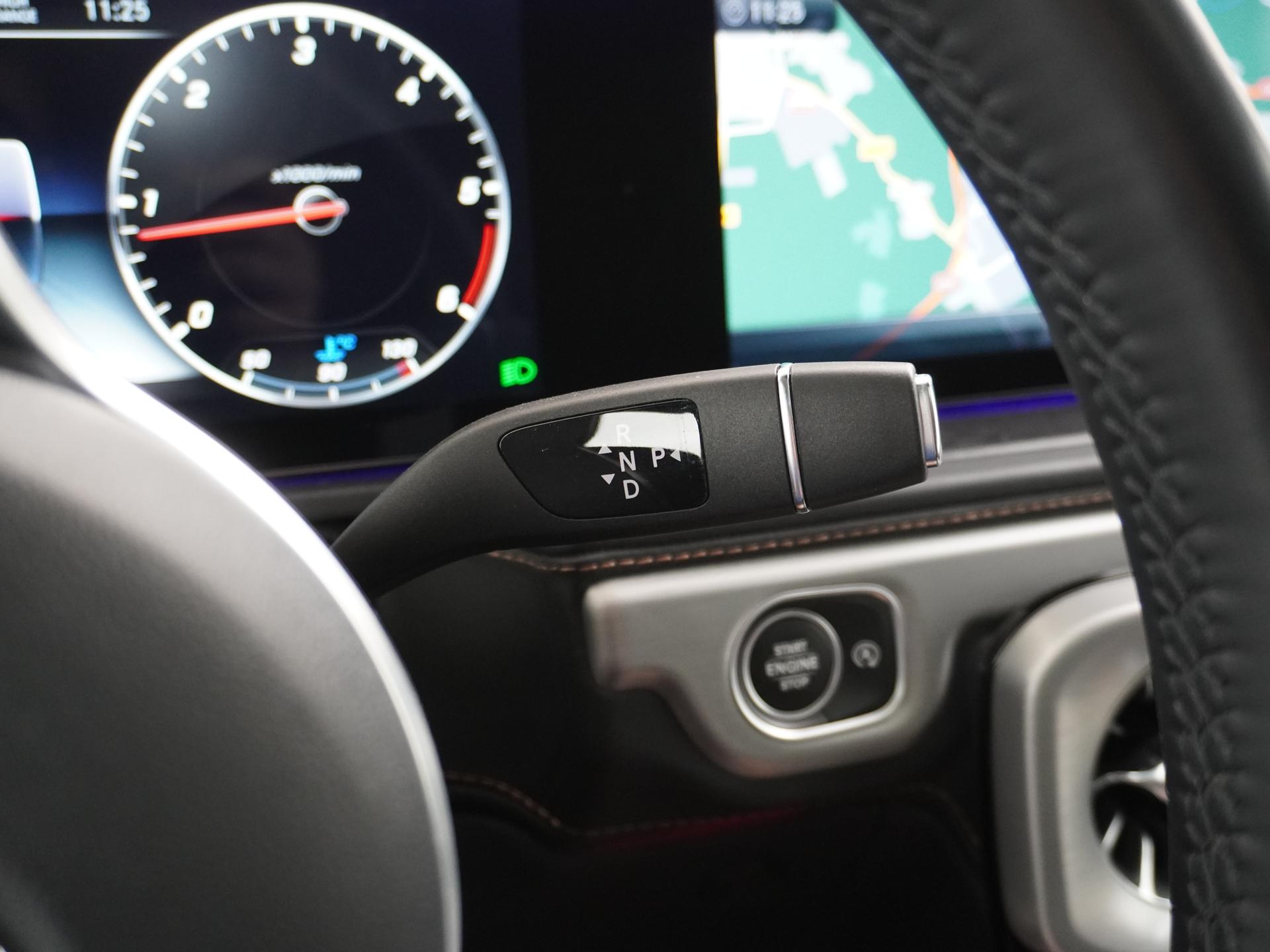 Mercedes-Benz G-Klasse 400 d AMG-Line 32