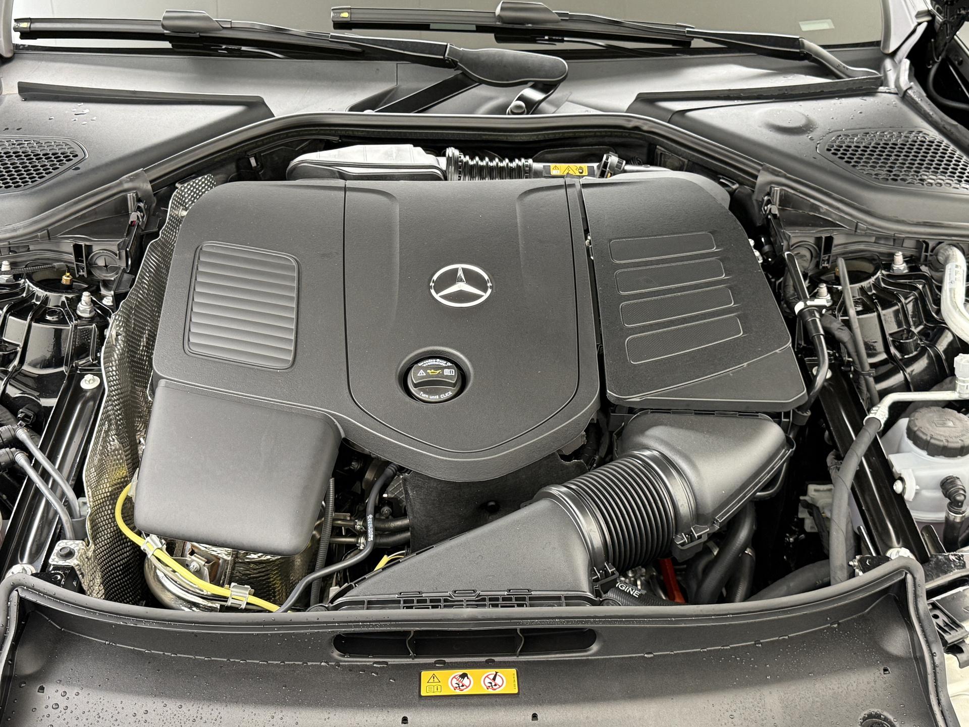 Mercedes-Benz E-Klasse 300 e Sport Edition 18