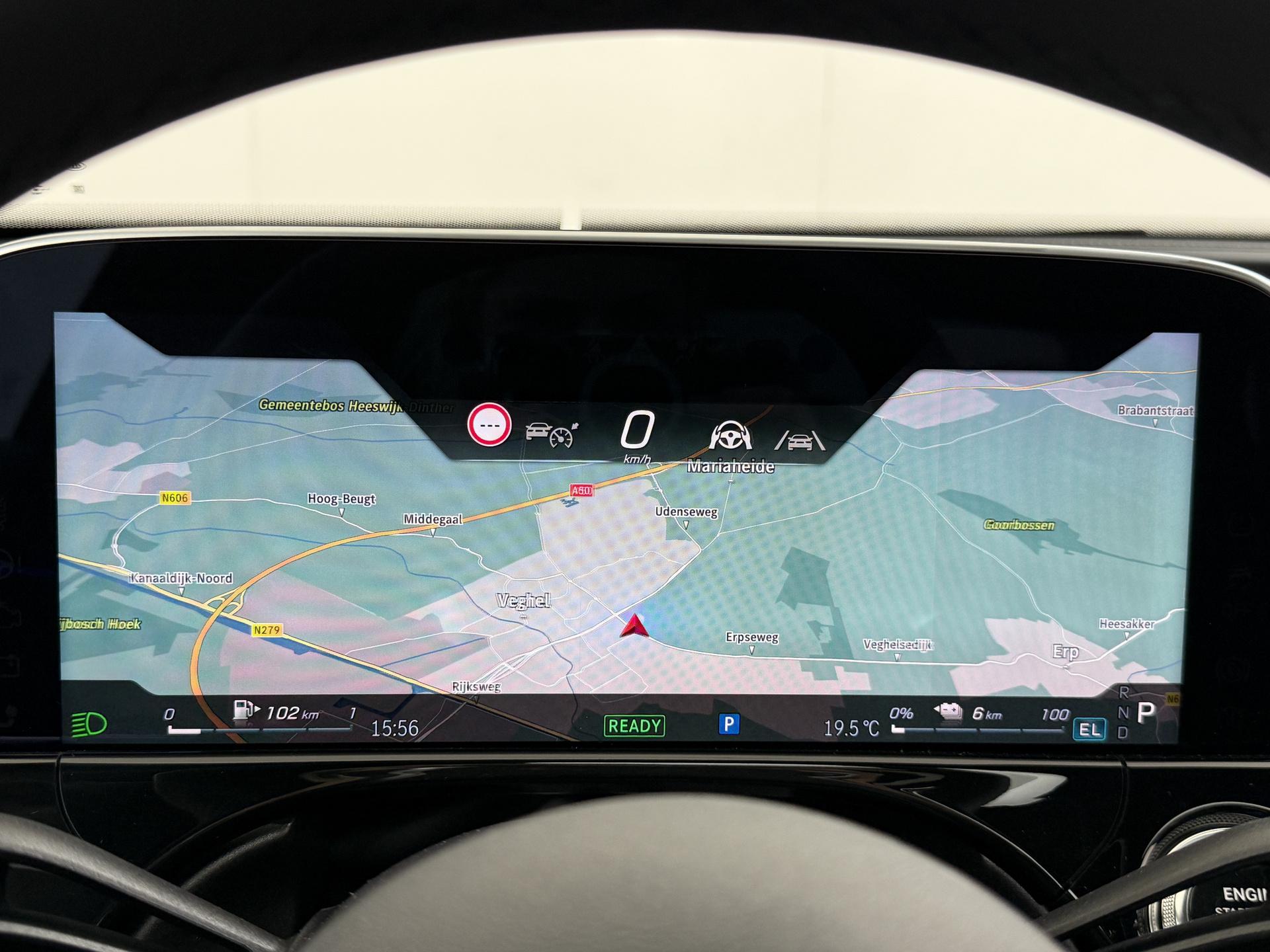 Mercedes-Benz E-Klasse 300 e Sport Edition 32