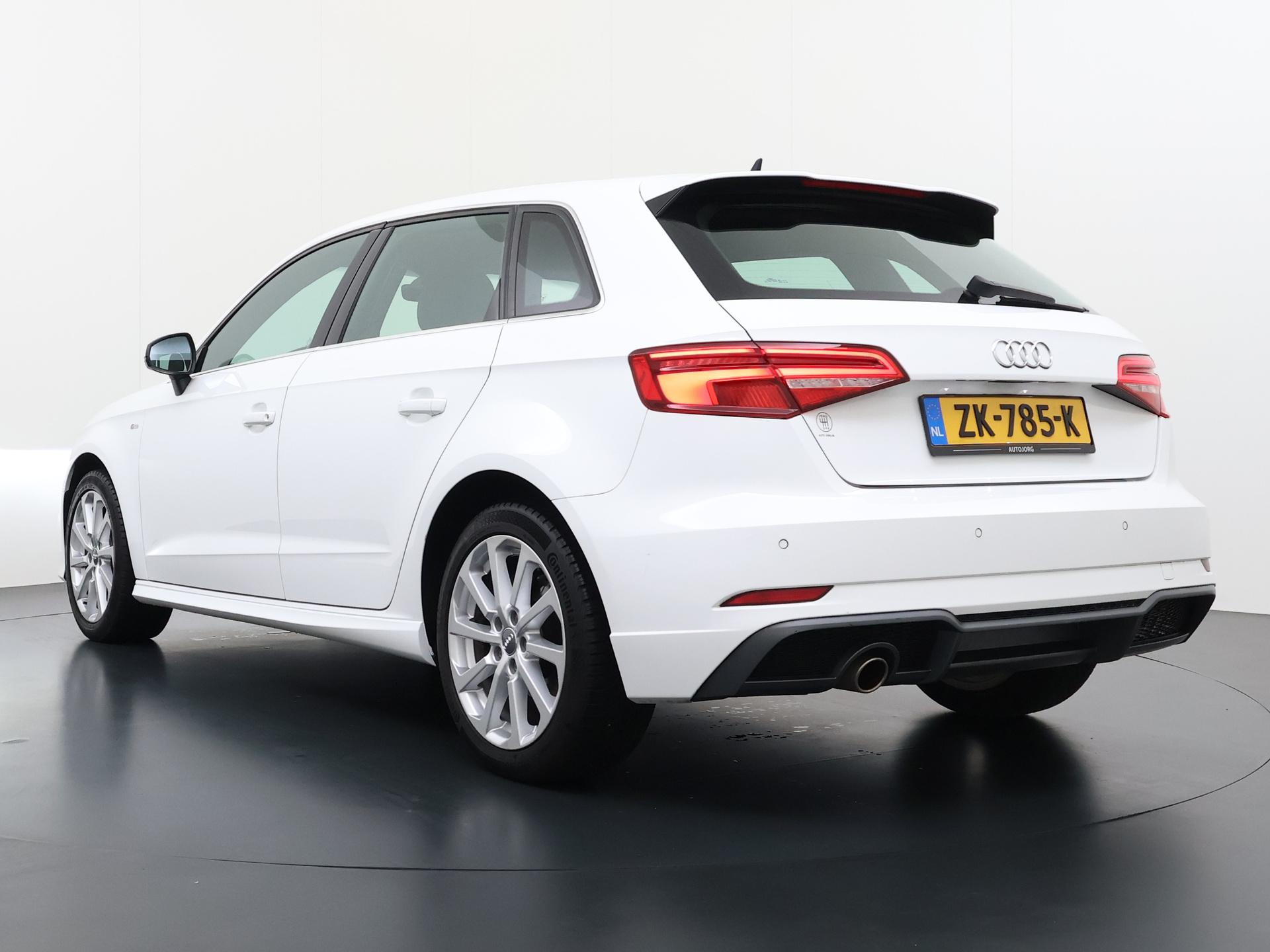 Audi A3 Sportback 30 TFSI Design 1