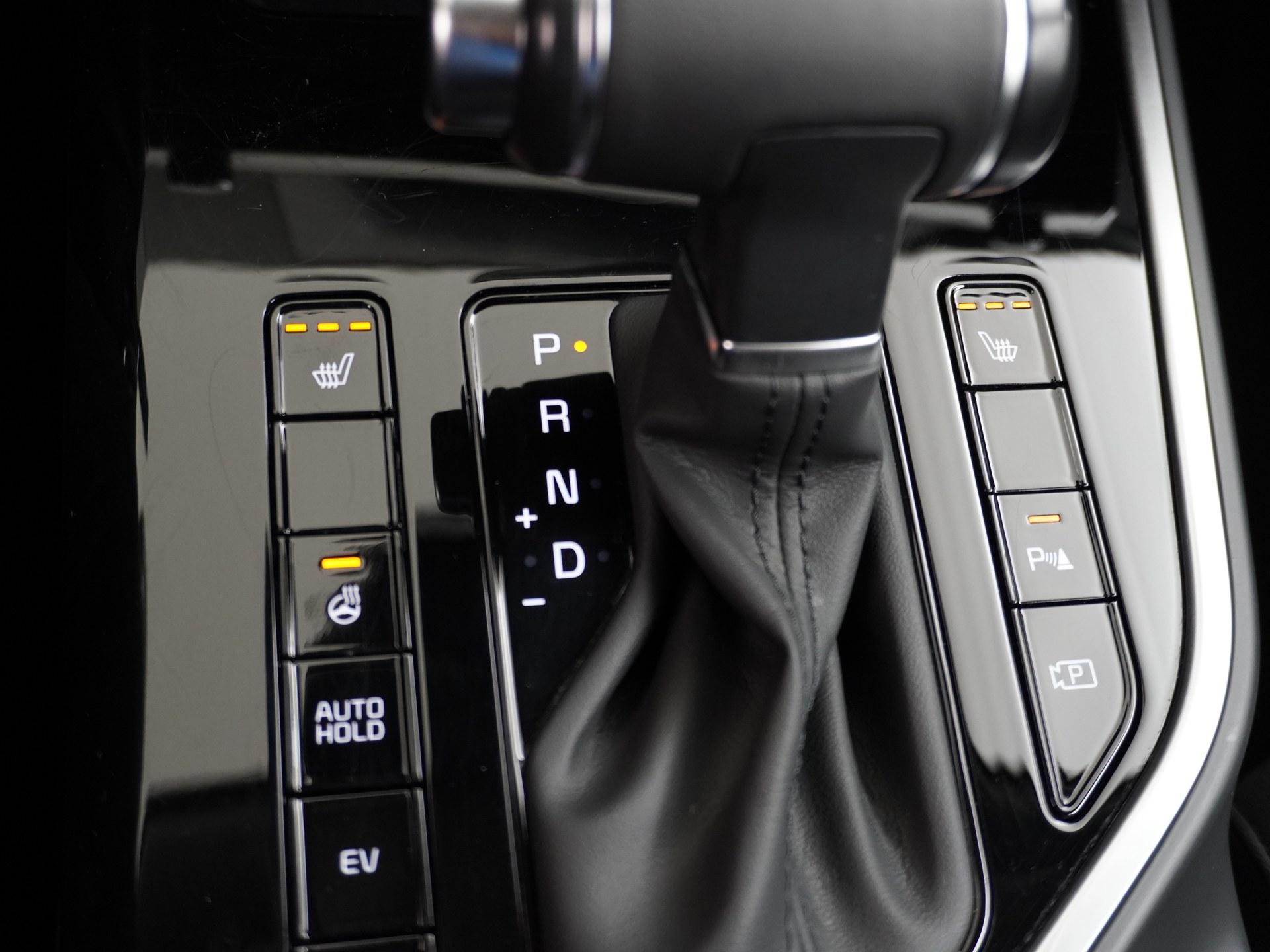 Kia Niro 1.6 GDi PHEV 34