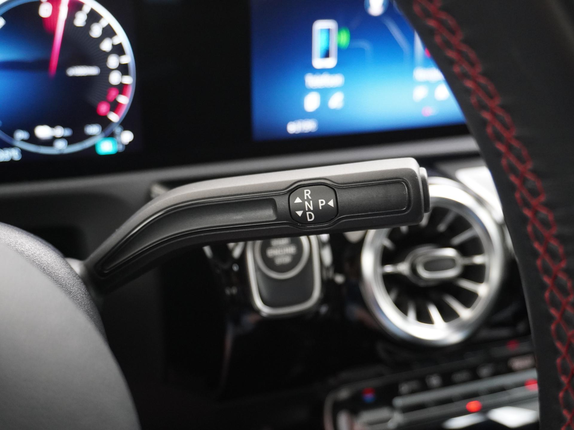 Mercedes-Benz A-Klasse 250 e Star Edition AMG Line 29