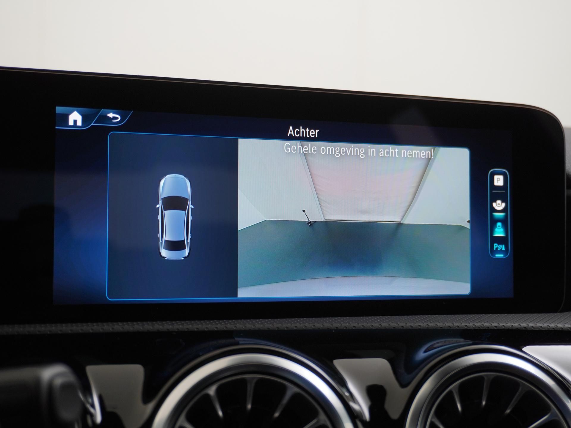 Mercedes-Benz A-Klasse 250 e Star Edition AMG Line 43