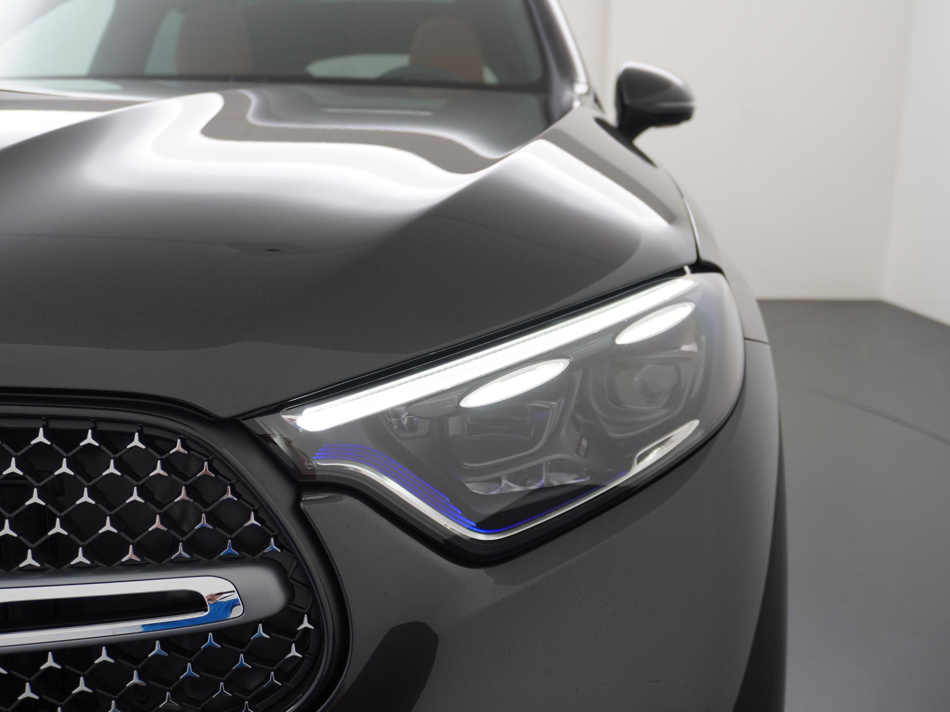 Mercedes-Benz GLC 400e 4MATIC Sport Edition 17