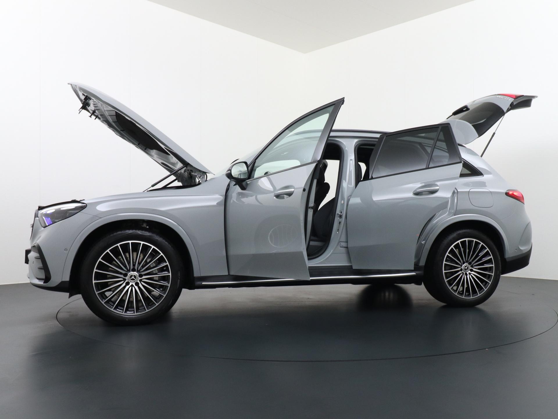 Mercedes-Benz GLC 300e 4MATIC Sport Edition 10