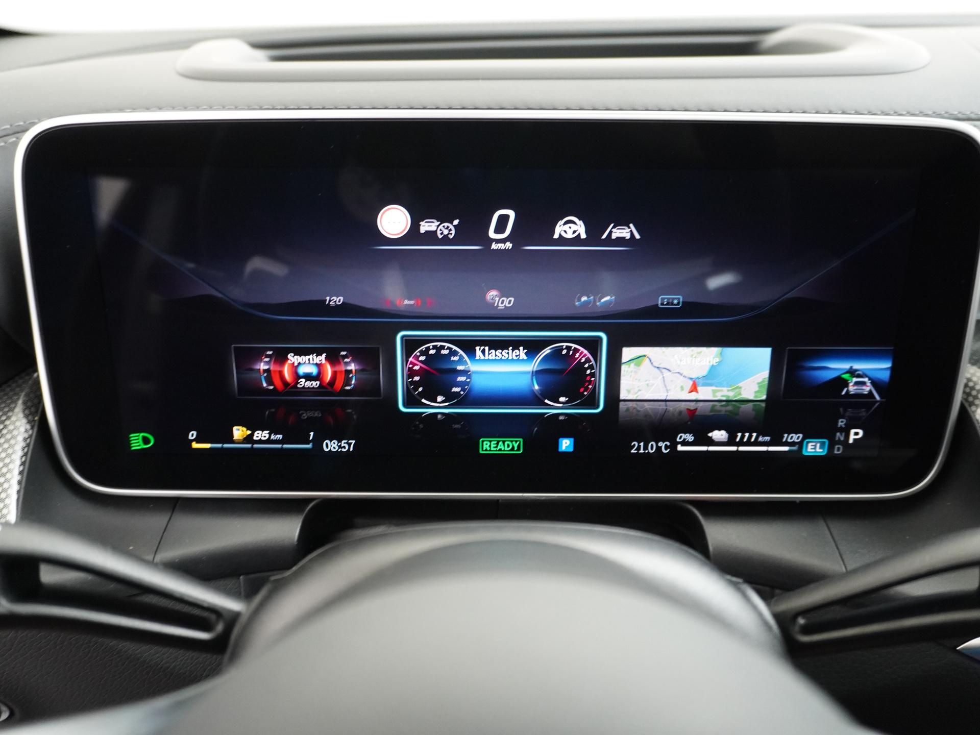 Mercedes-Benz GLC 300e 4MATIC Sport Edition 37