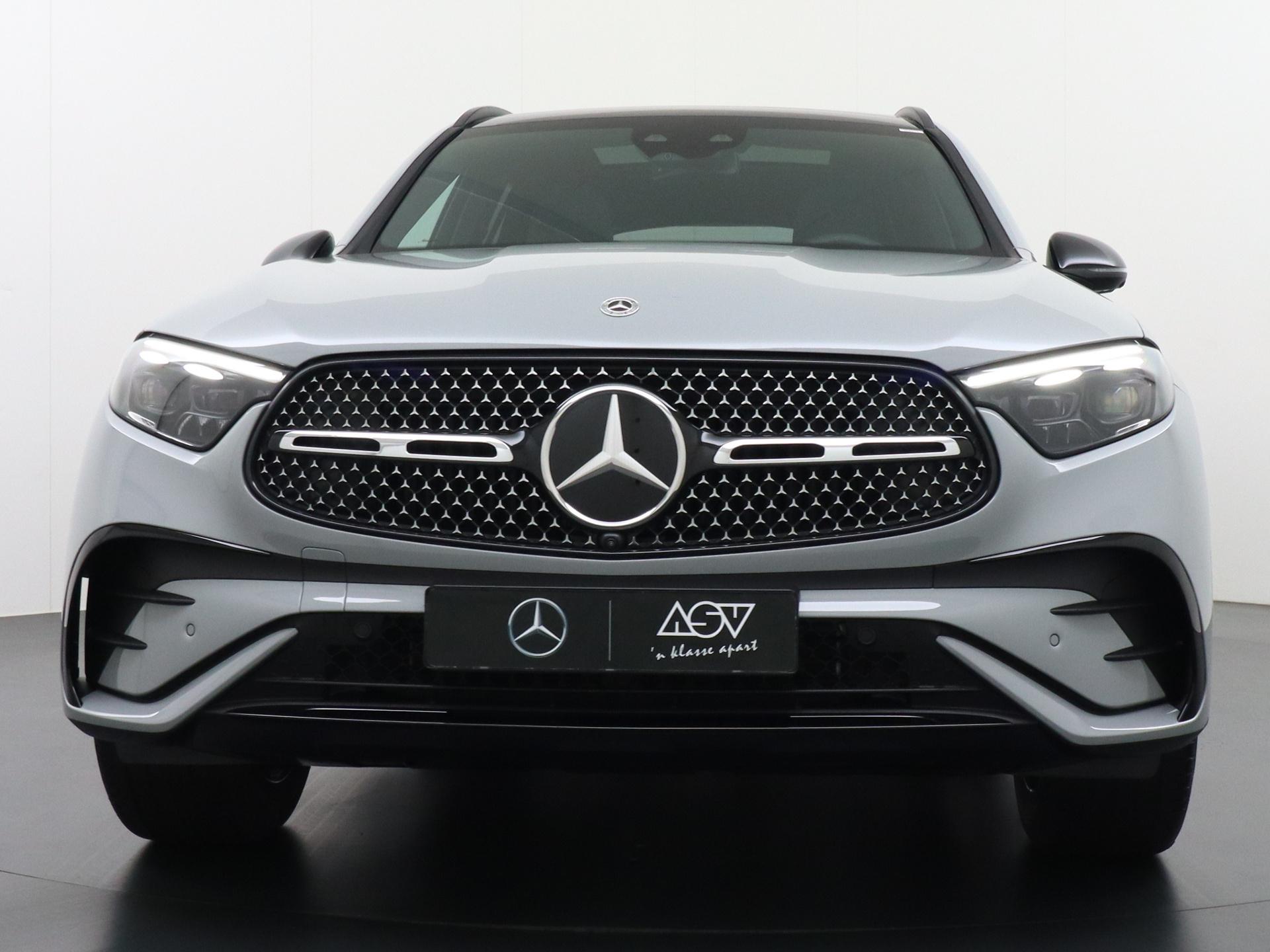 Mercedes-Benz GLC 300e 4MATIC Sport Edition 7