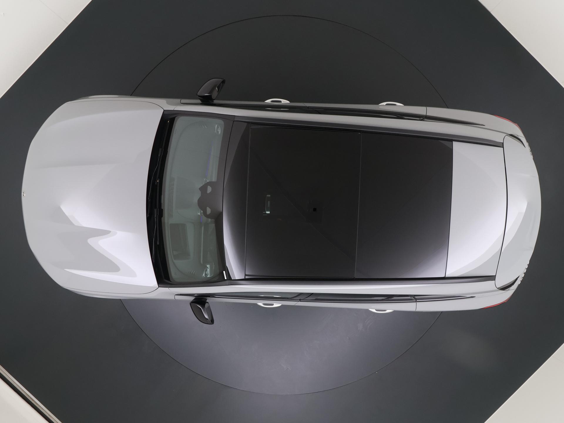 Mercedes-Benz GLC 300e 4MATIC Sport Edition 8