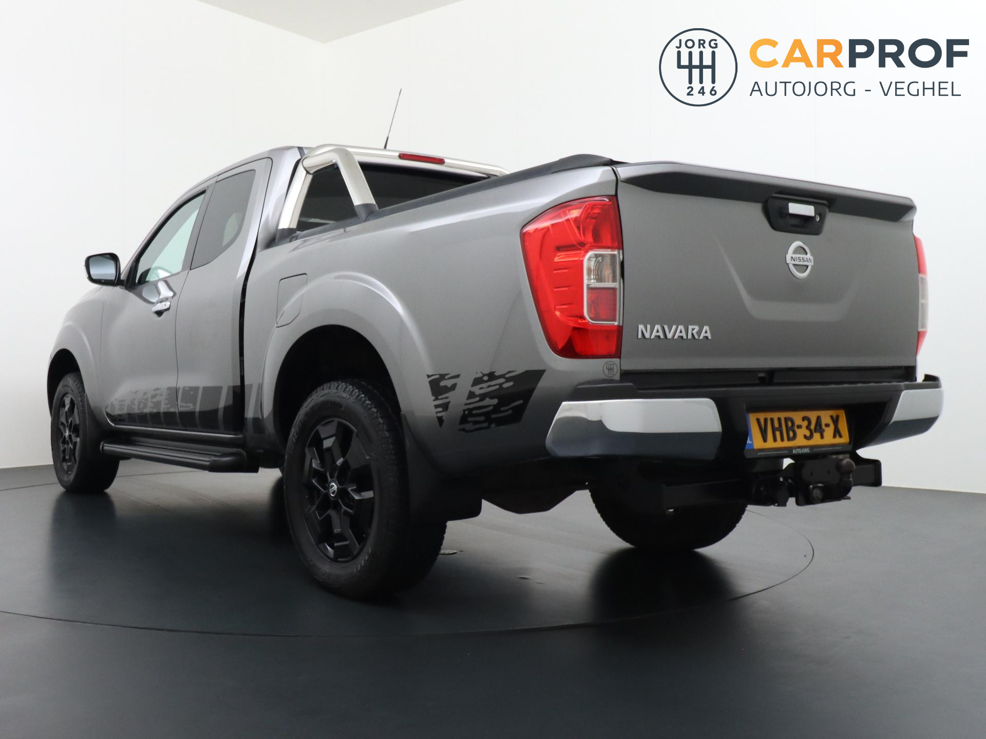 Nissan Navara 2.3 dCi N-Connecta King Cab 1