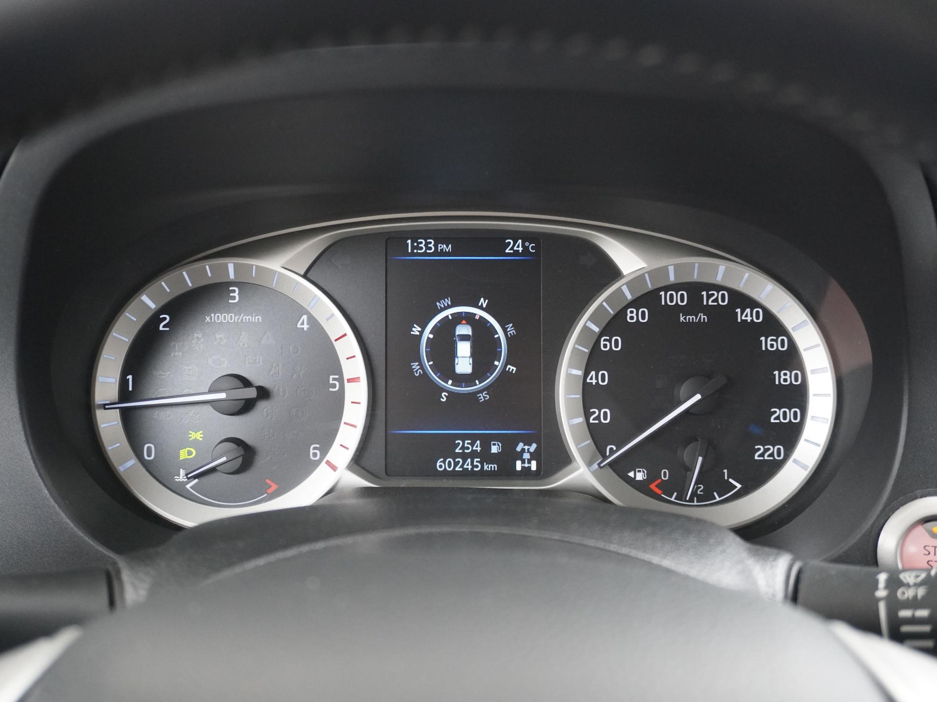 Nissan Navara 2.3 dCi N-Connecta King Cab 17