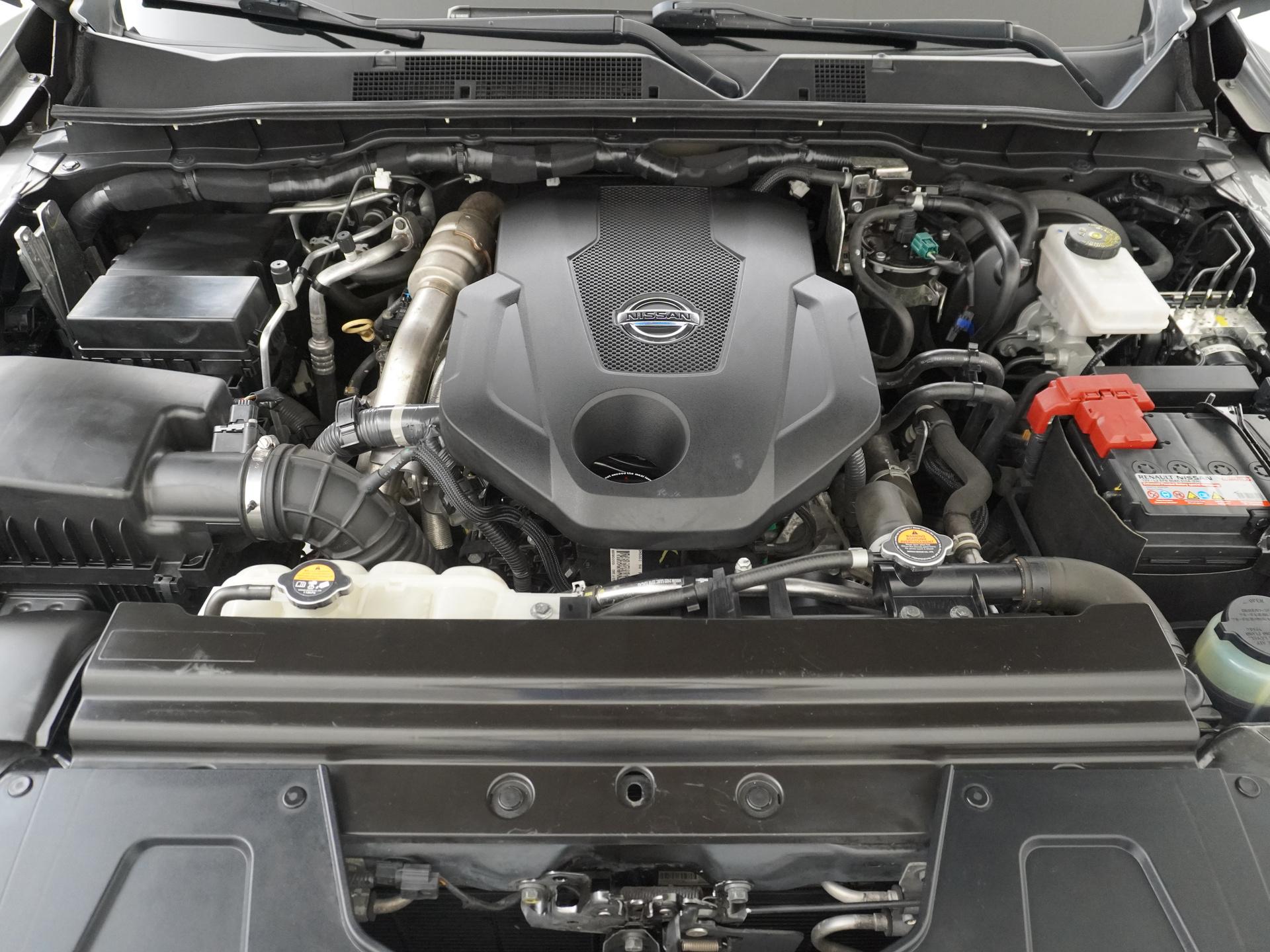 Nissan Navara 2.3 dCi N-Connecta King Cab 9