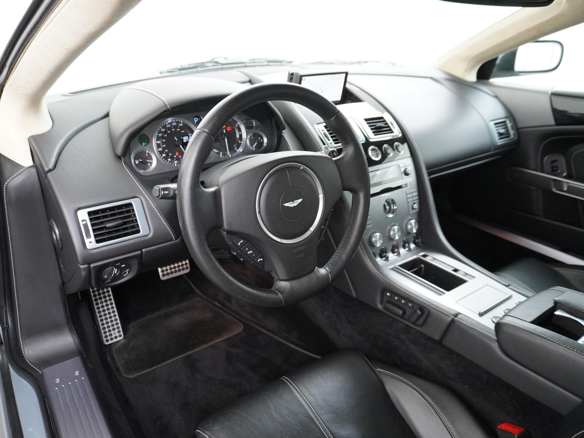 Aston Martin DB9 Volante 5.9 V12 Touchtronic 12