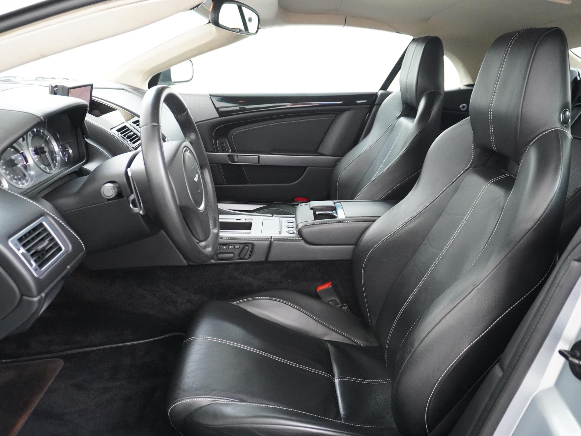 Aston Martin DB9 Volante 5.9 V12 Touchtronic 13