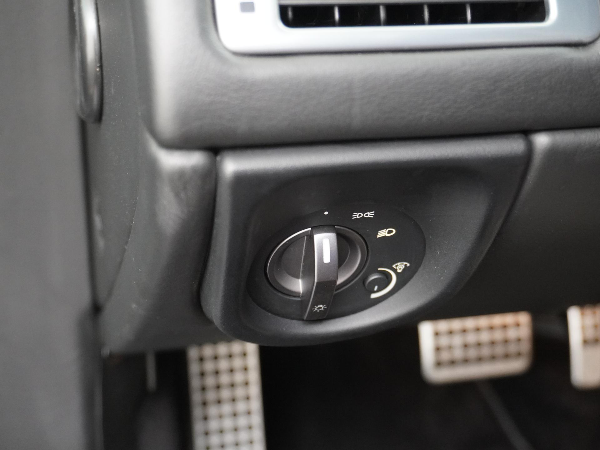 Aston Martin DB9 Volante 5.9 V12 Touchtronic 16