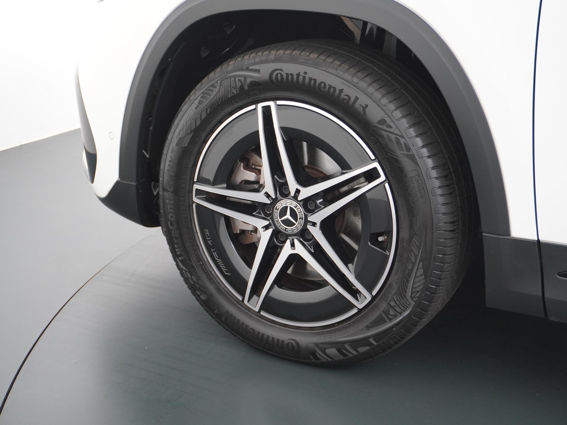 Mercedes-Benz EQA 250 Business Solution AMG 67 kWh Accu 17