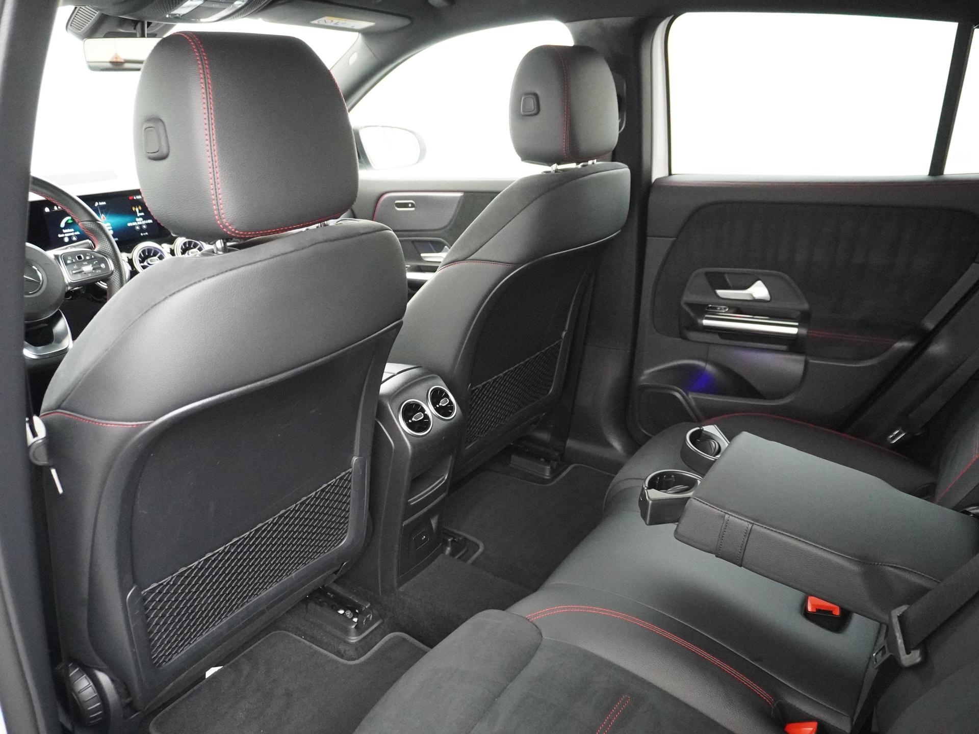 Mercedes-Benz EQA 250 Business Solution AMG 67 kWh Accu 22