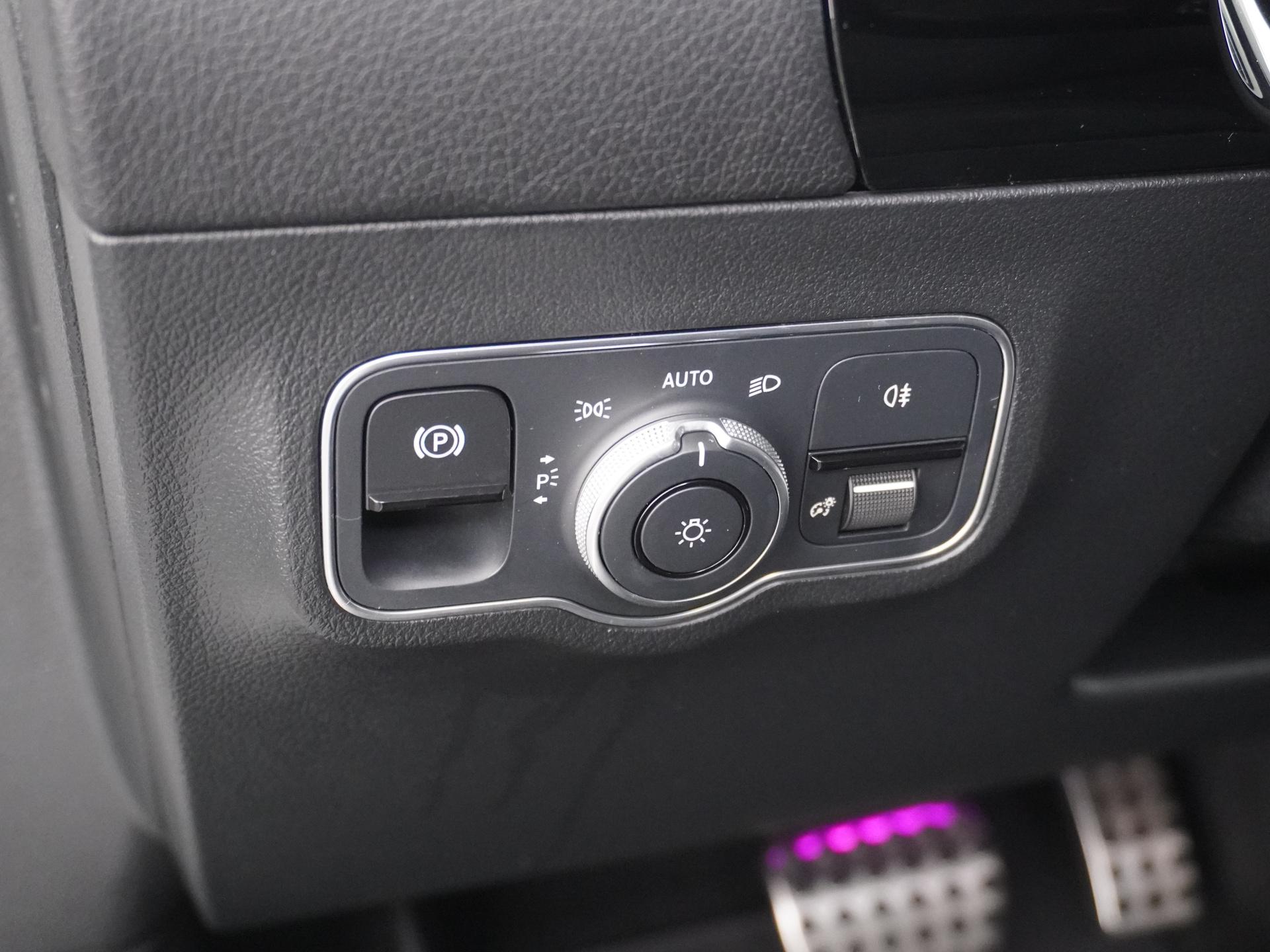 Mercedes-Benz EQA 250 Business Solution AMG 67 kWh Accu 28