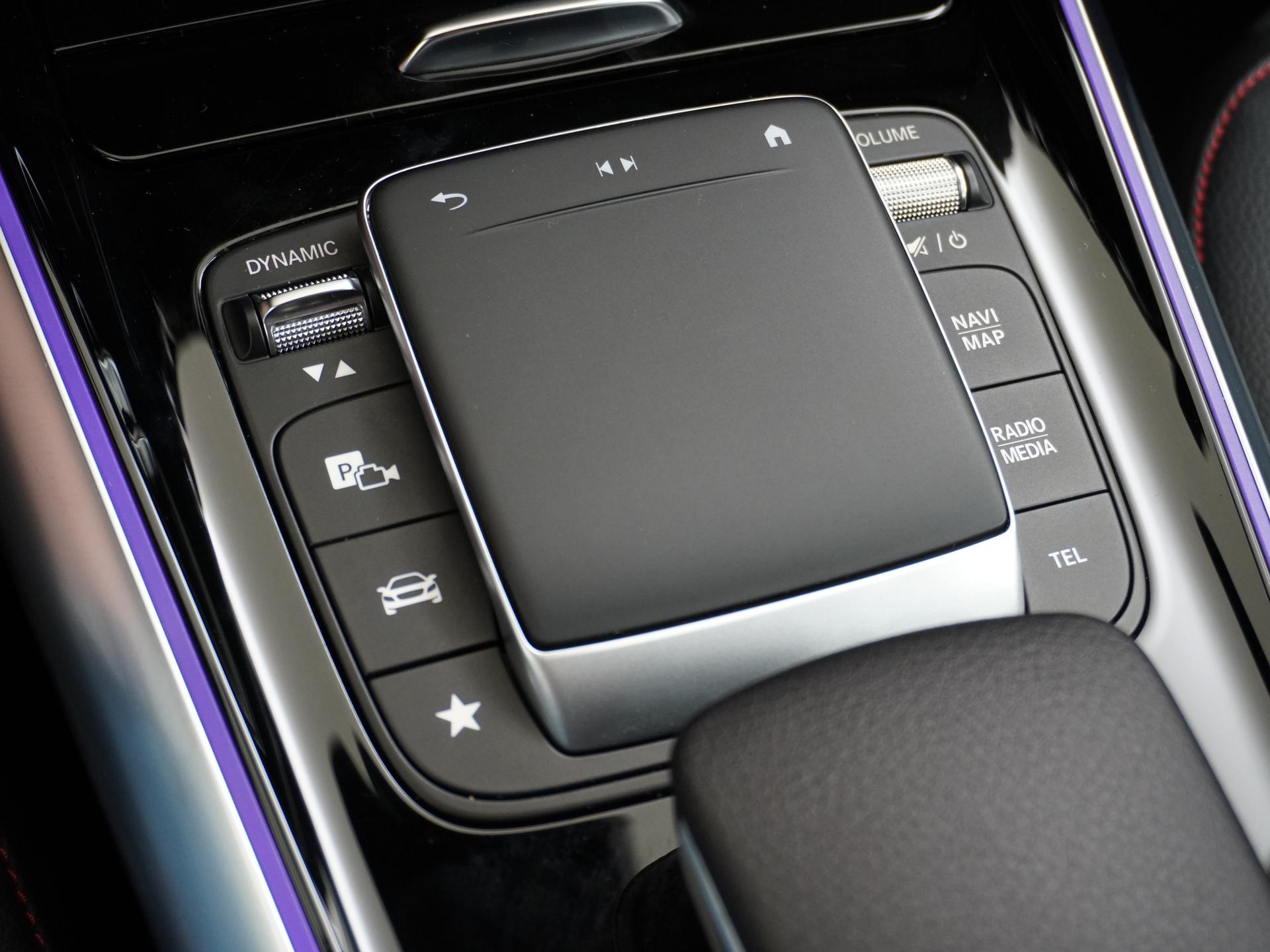 Mercedes-Benz EQA 250 Business Solution AMG 67 kWh Accu 44