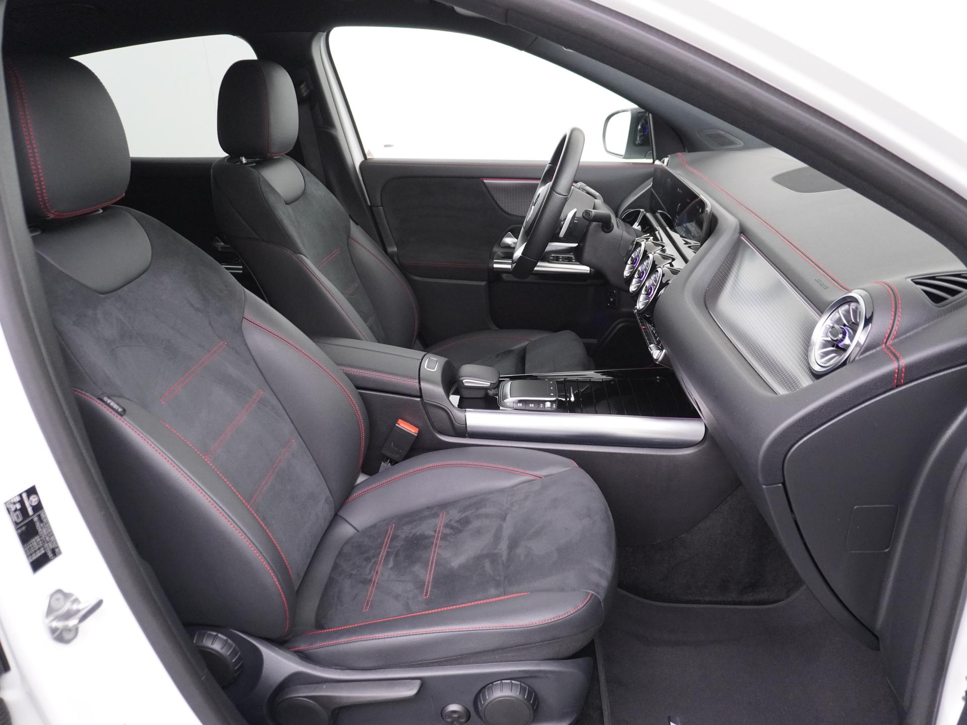 Mercedes-Benz EQA 250 Business Solution AMG 67 kWh Accu 46