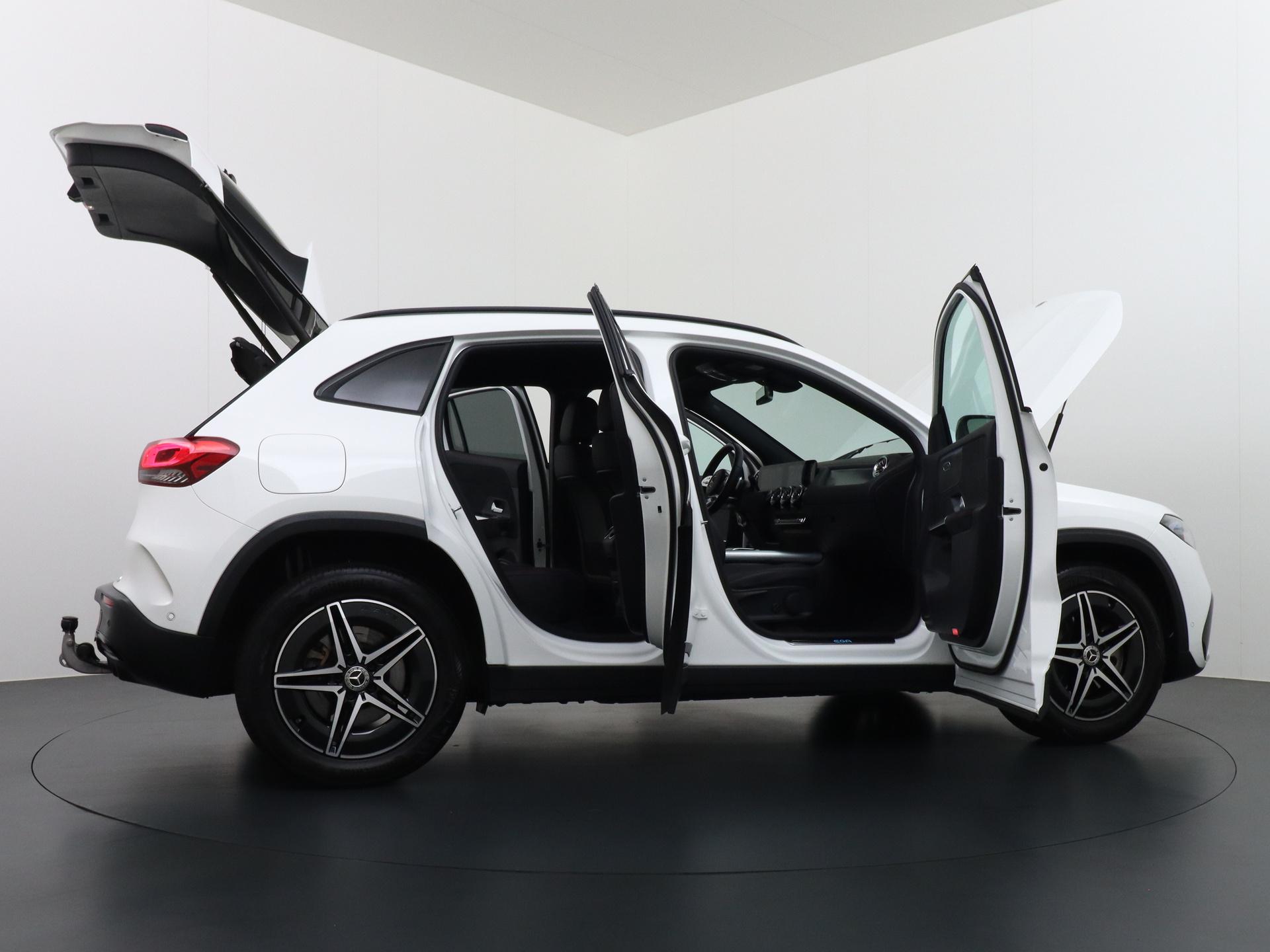 Mercedes-Benz EQA 250 Business Solution AMG 67 kWh Accu 9