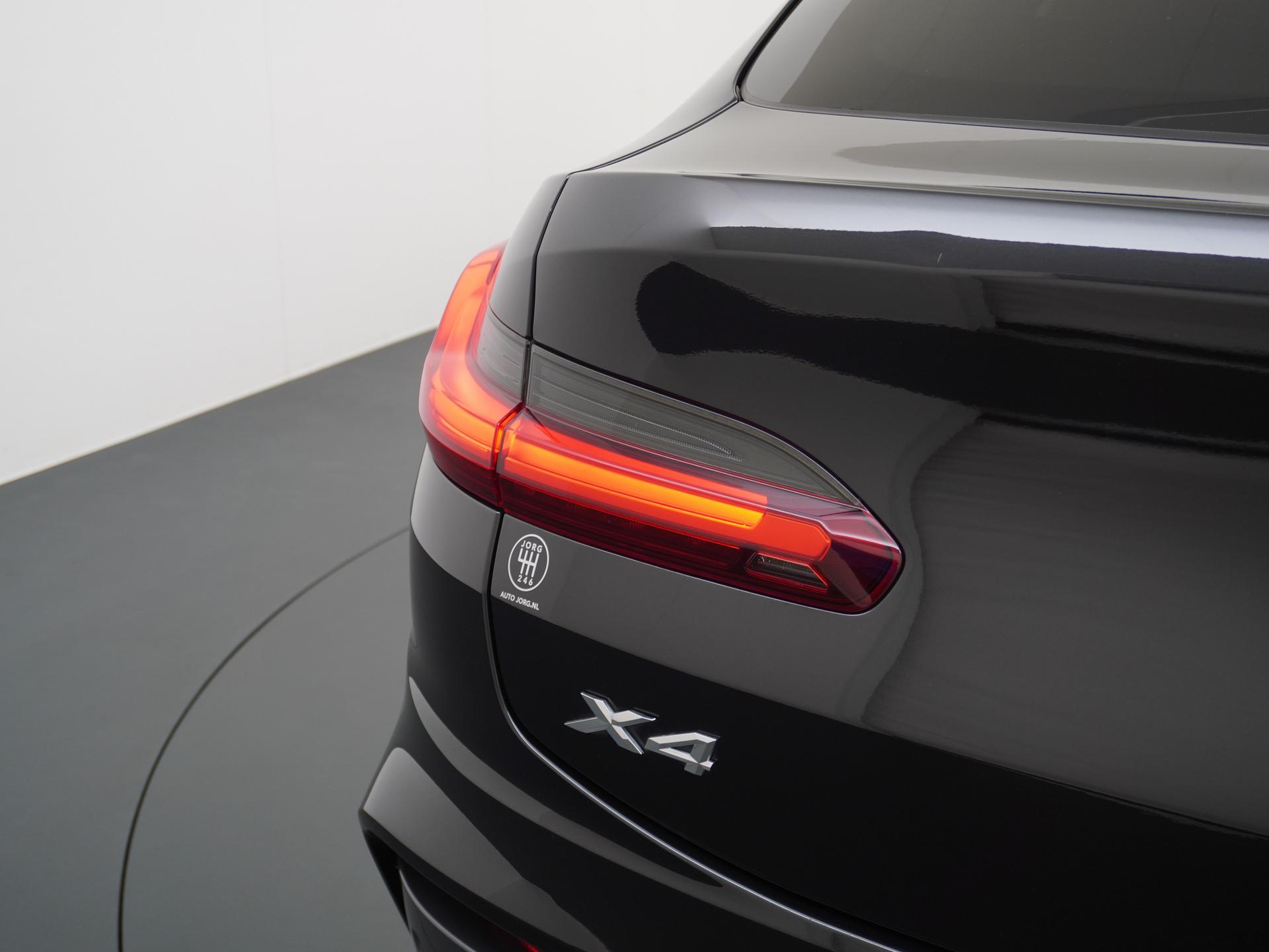 BMW X4 xDrive20d High Executive 11