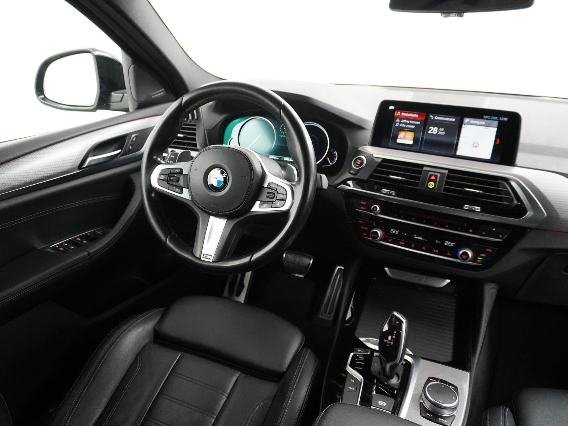 BMW X4 xDrive20d High Executive 13