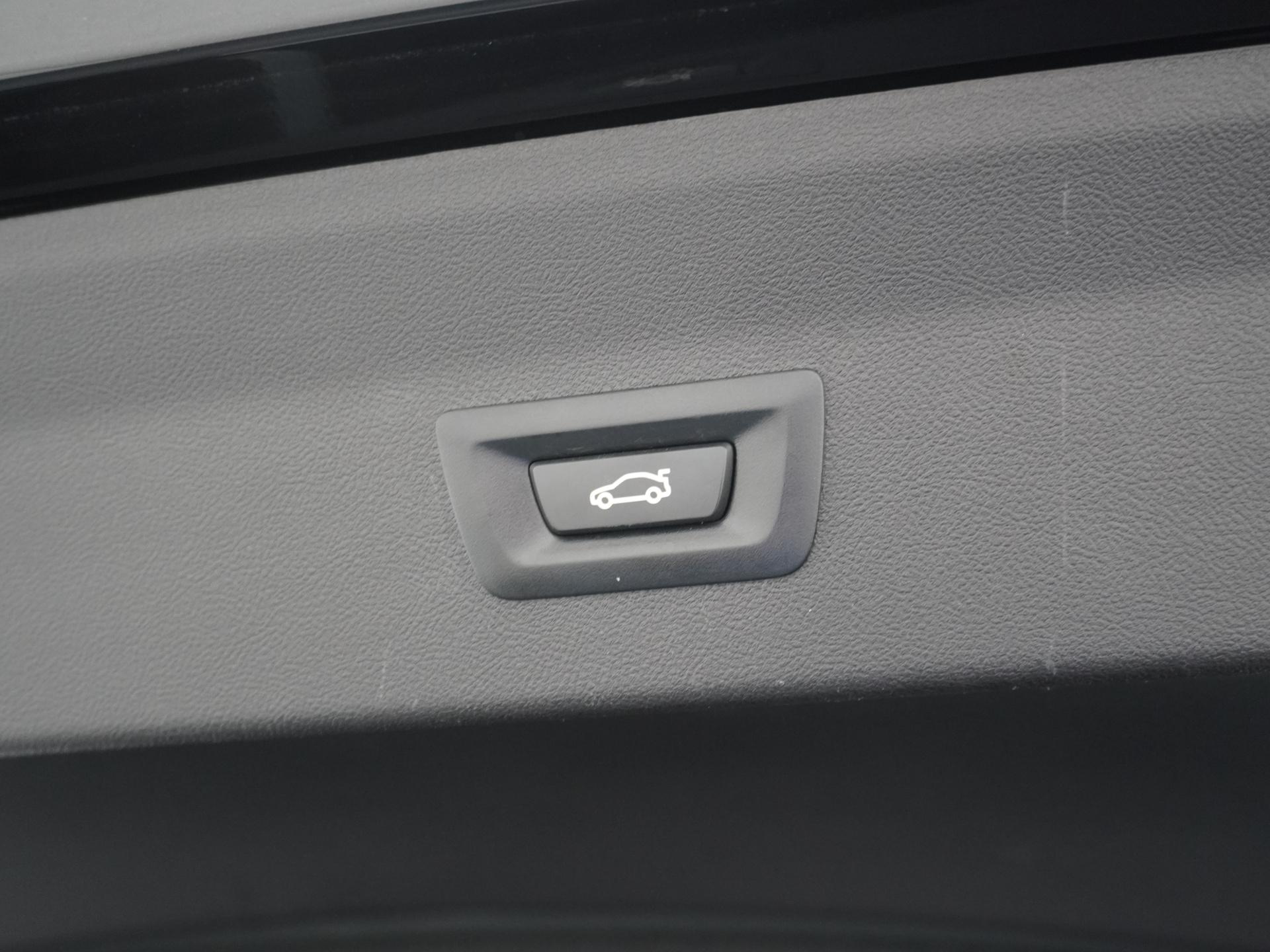 BMW X4 xDrive20d High Executive 15