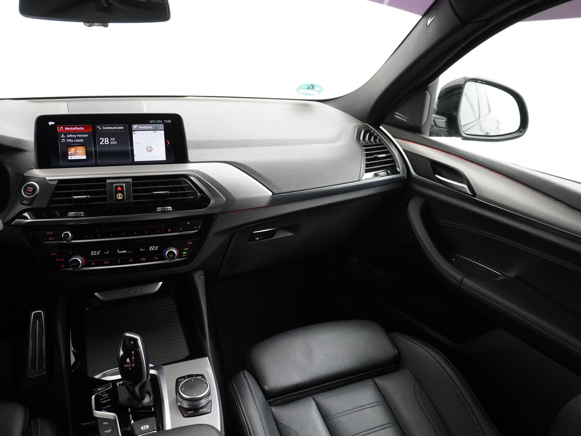 BMW X4 xDrive20d High Executive 23