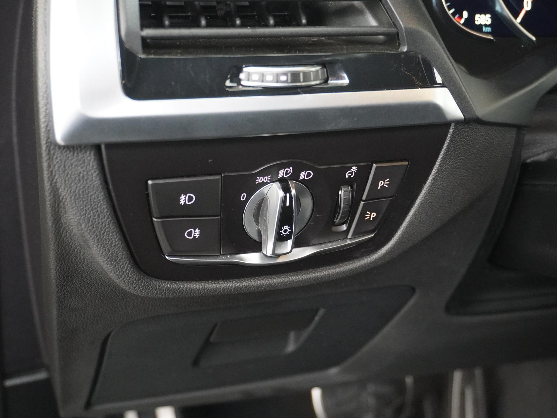 BMW X4 xDrive20d High Executive 24