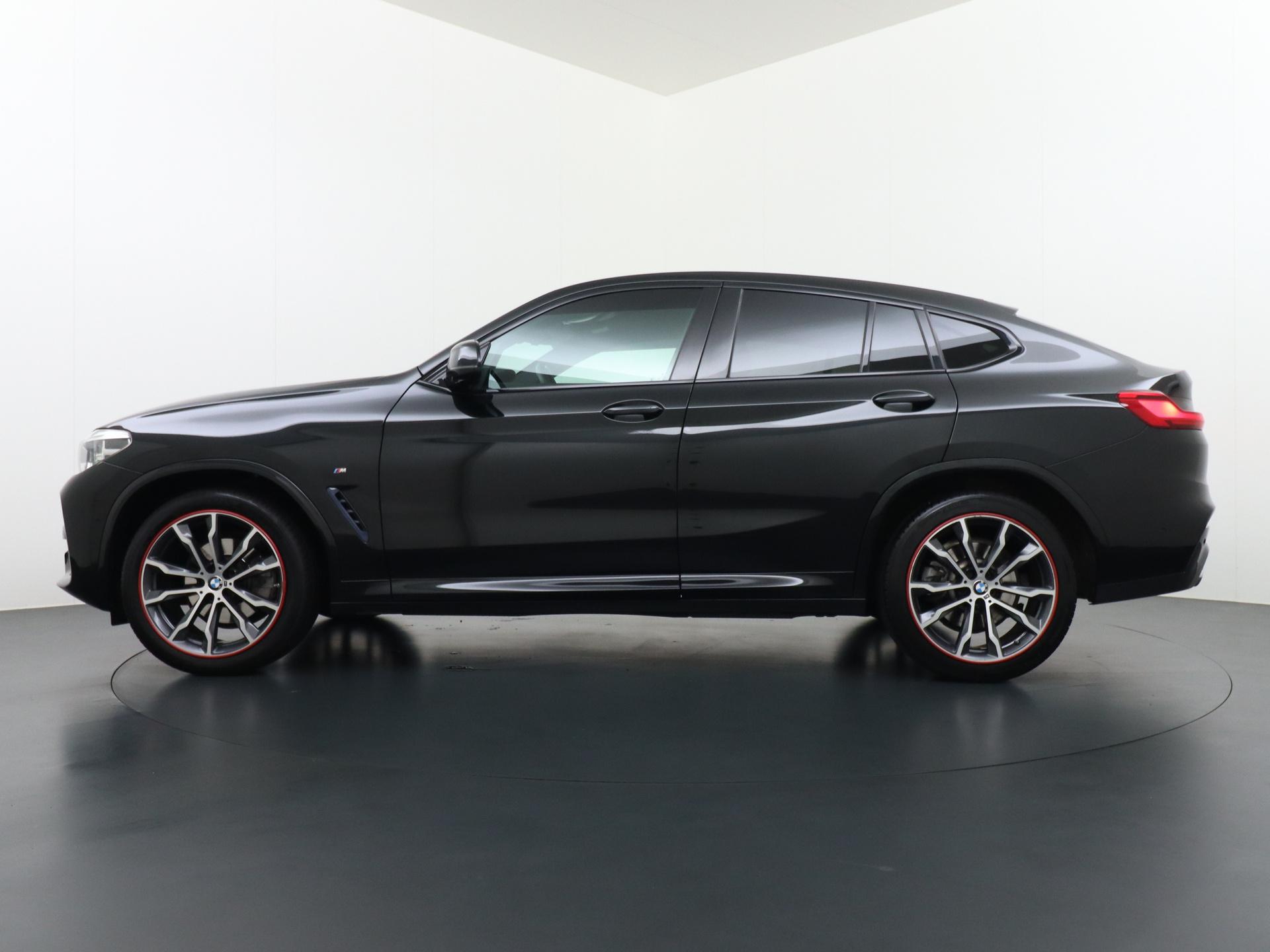 BMW X4 xDrive20d High Executive 4
