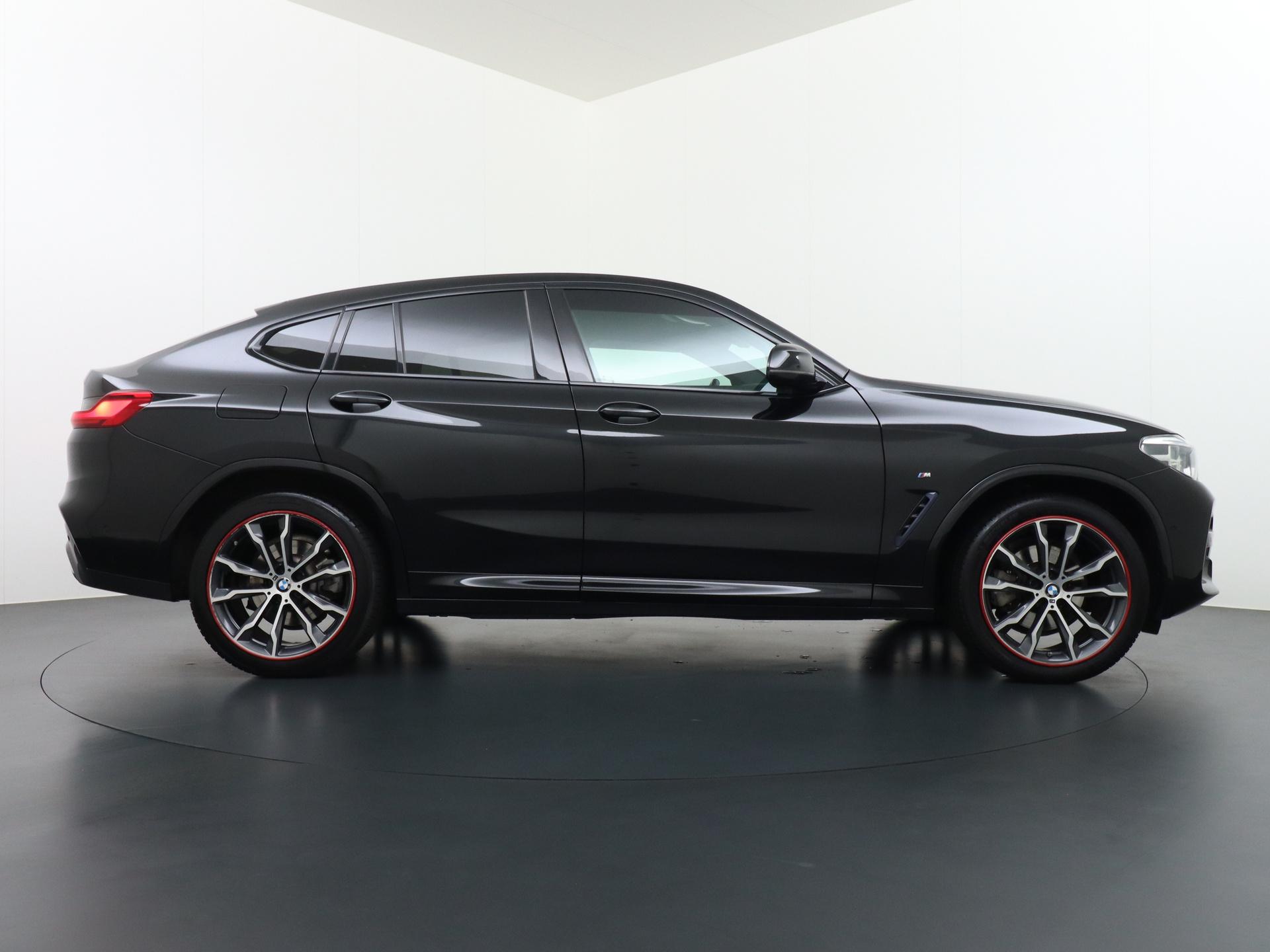 BMW X4 xDrive20d High Executive 5