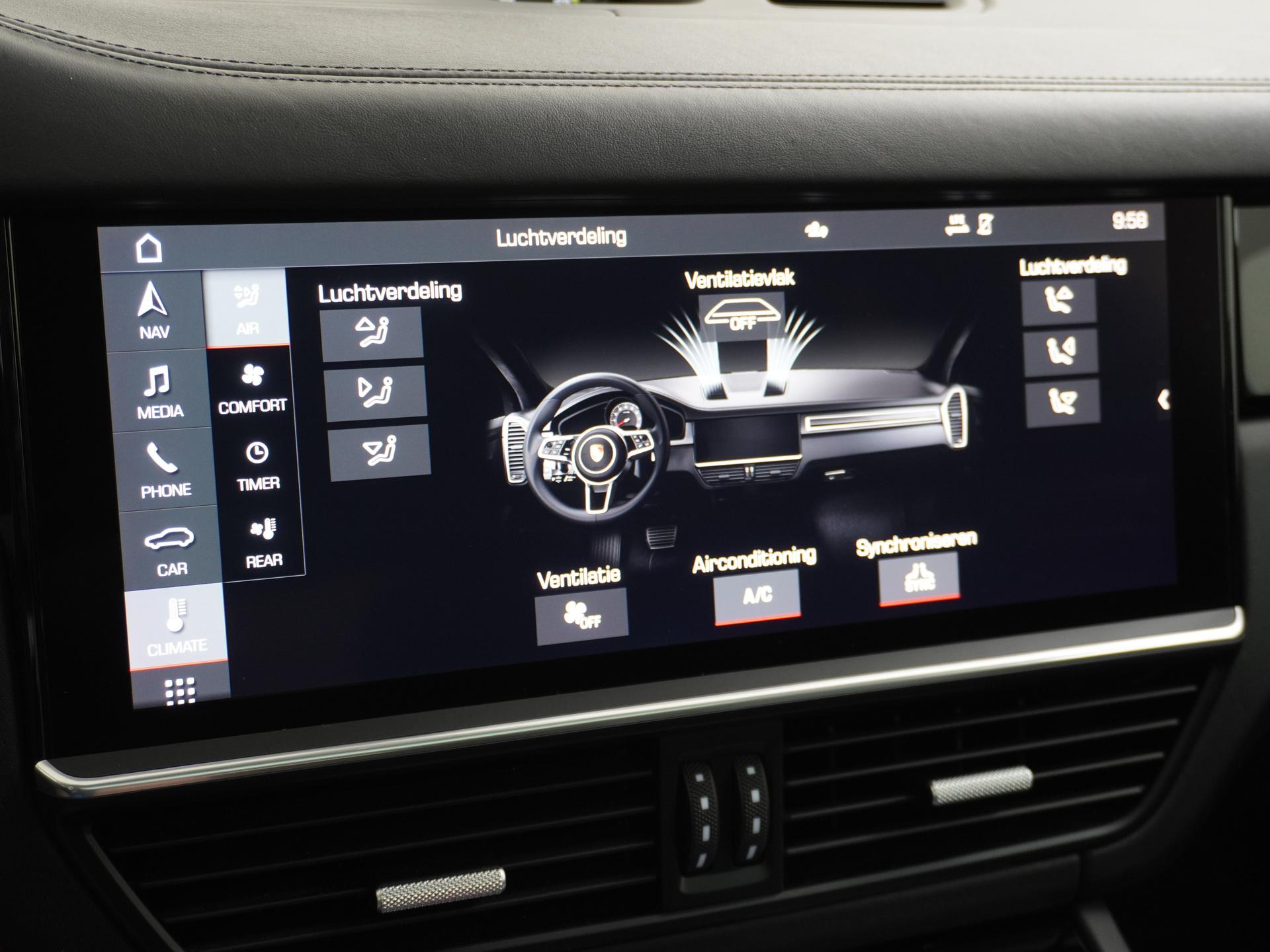 Porsche Cayenne Coupé 3.0 E-Hybrid 12