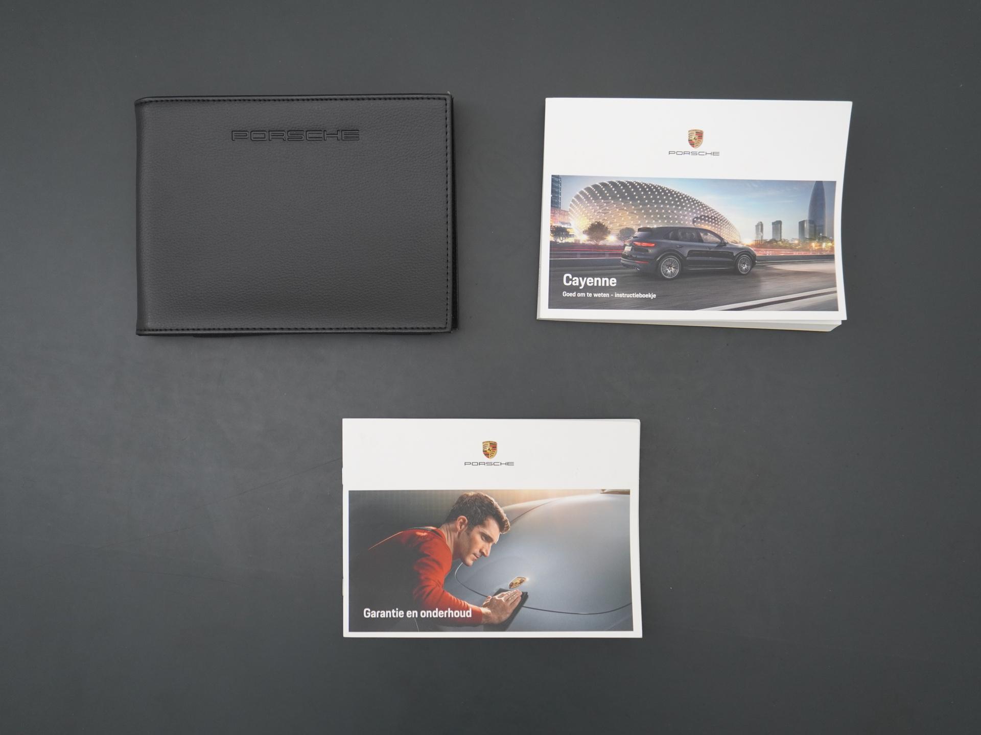 Porsche Cayenne Coupé 3.0 E-Hybrid 13