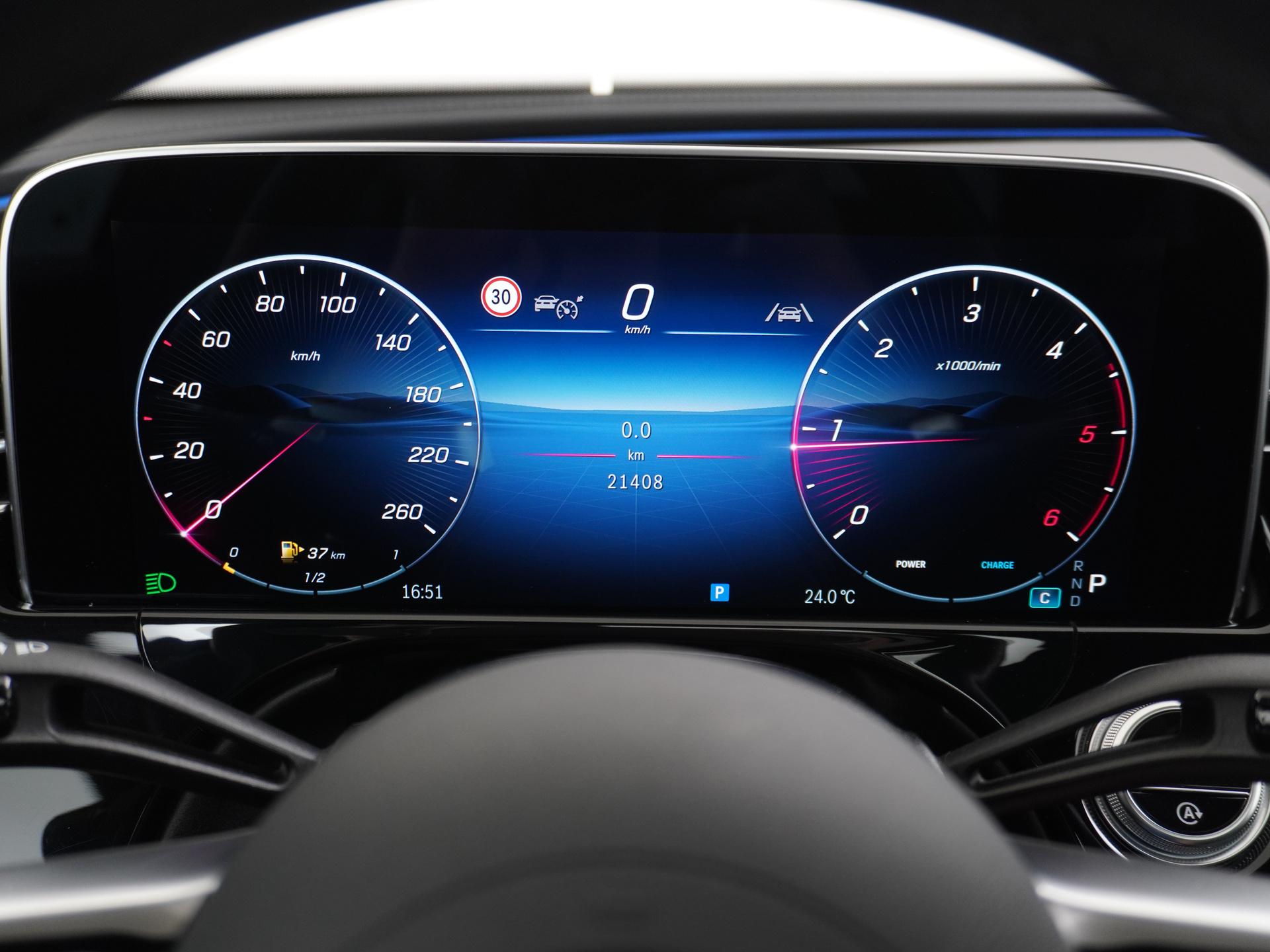 Mercedes-Benz E-Klasse Estate 220 d AMG Line 36