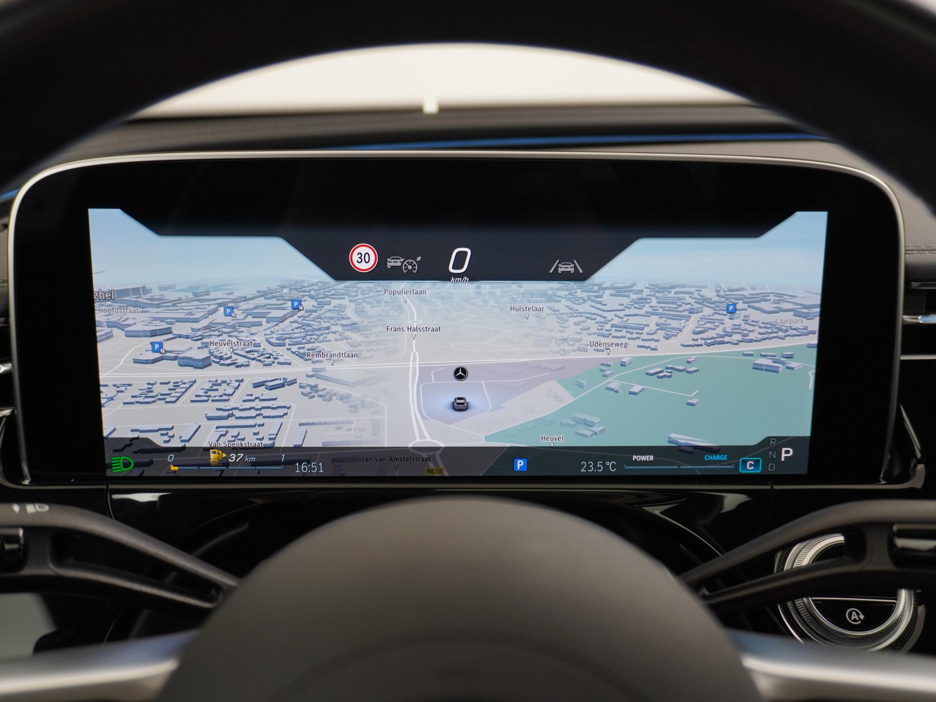 Mercedes-Benz E-Klasse Estate 220 d AMG Line 37