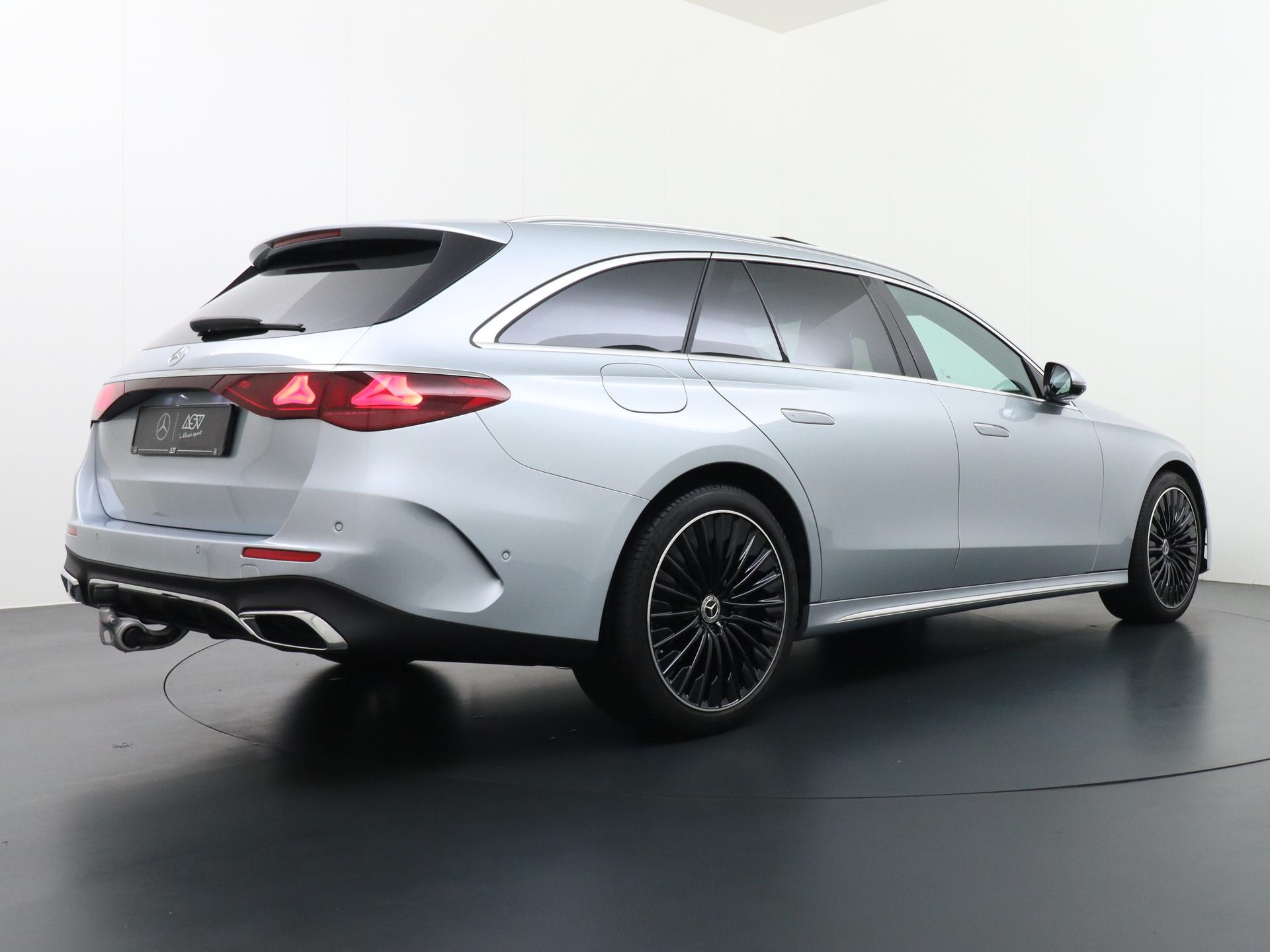 Mercedes-Benz E-Klasse Estate 220 d AMG Line 8