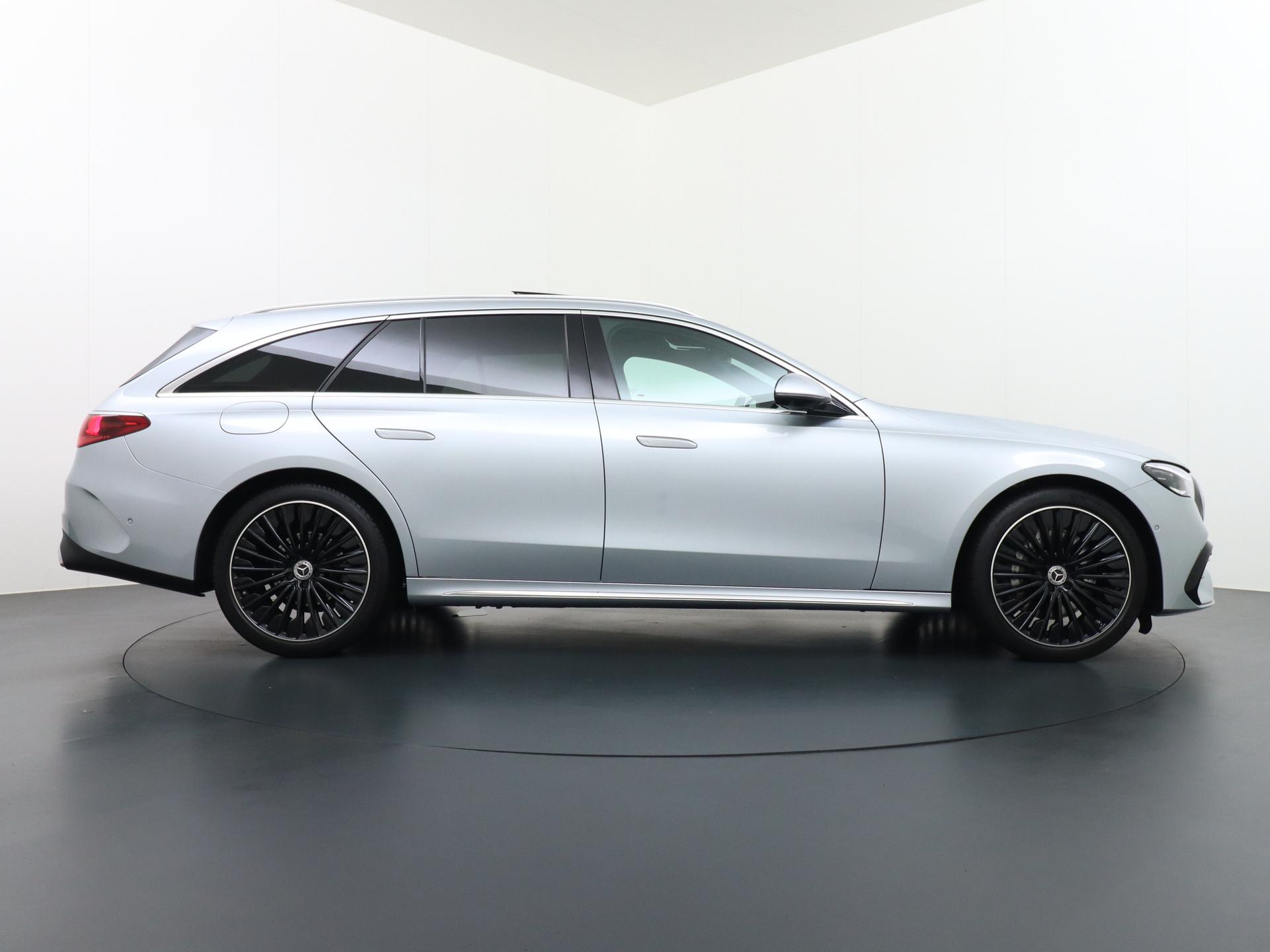 Mercedes-Benz E-Klasse Estate 220 d AMG Line 9