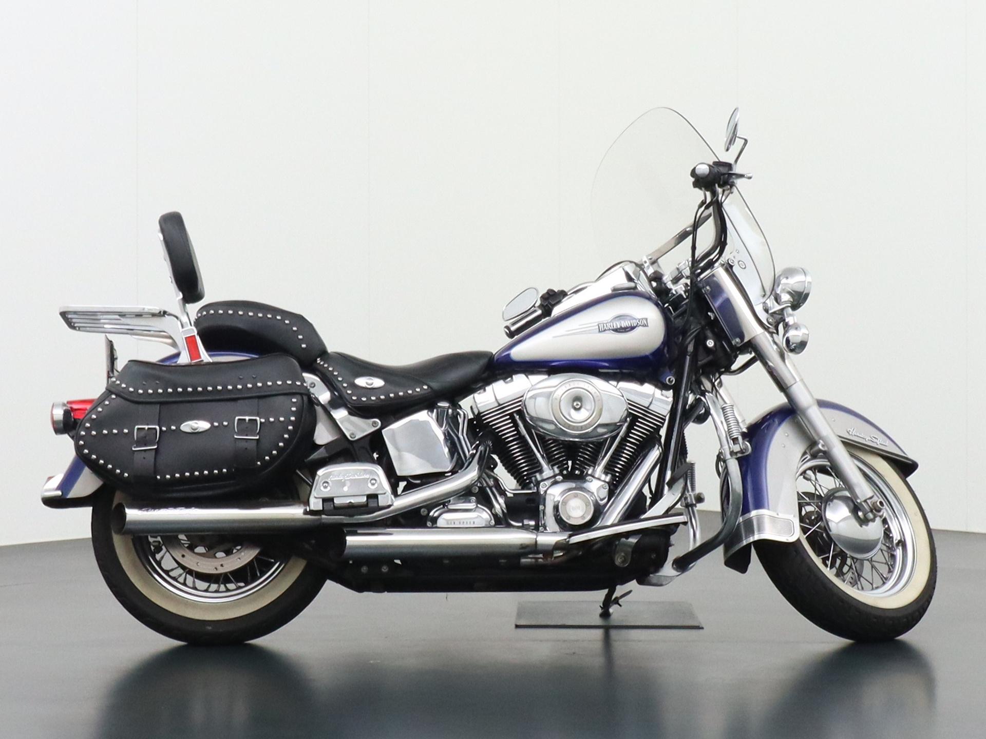 Harley-Davidson Heritage 96 FLSTC Classic 10