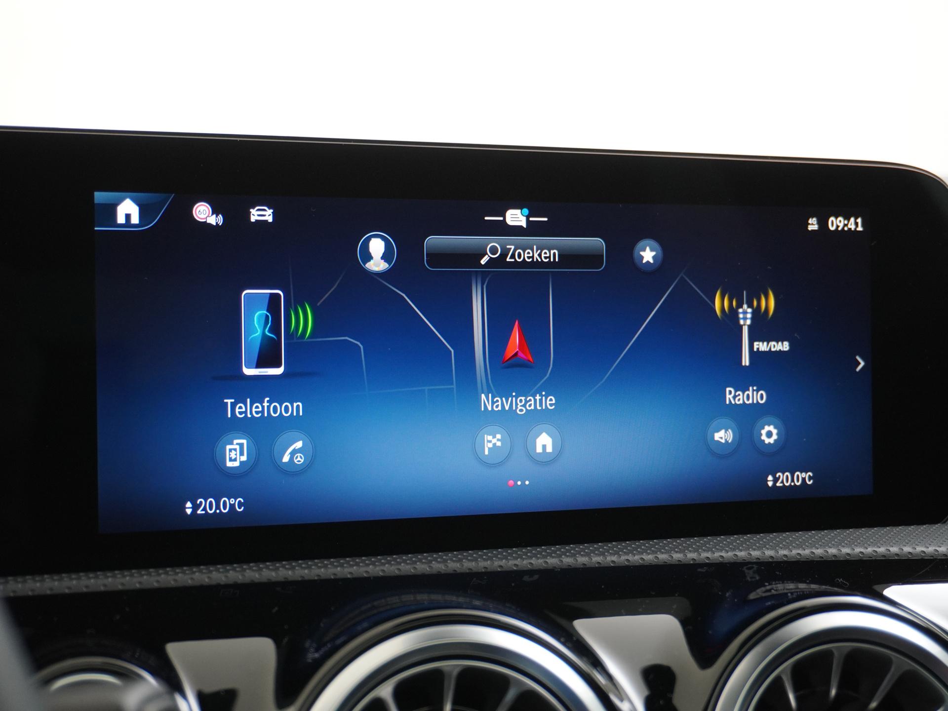 Mercedes-Benz CLA-Klasse Shooting Brake 180 Star Edition AMG Line Plus 37