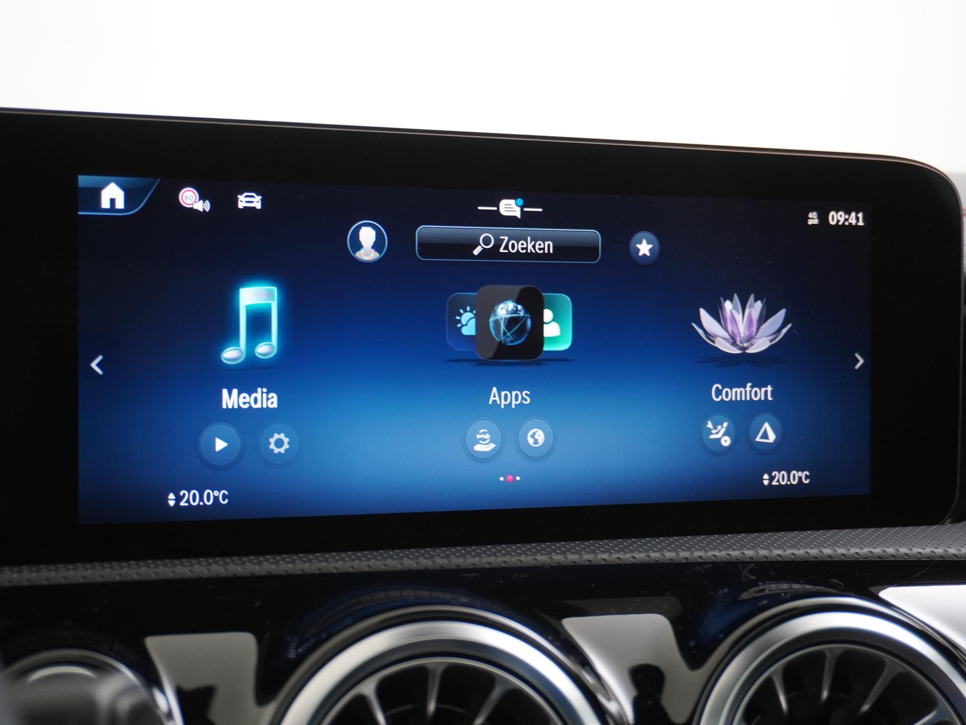 Mercedes-Benz CLA-Klasse Shooting Brake 180 Star Edition AMG Line Plus 38