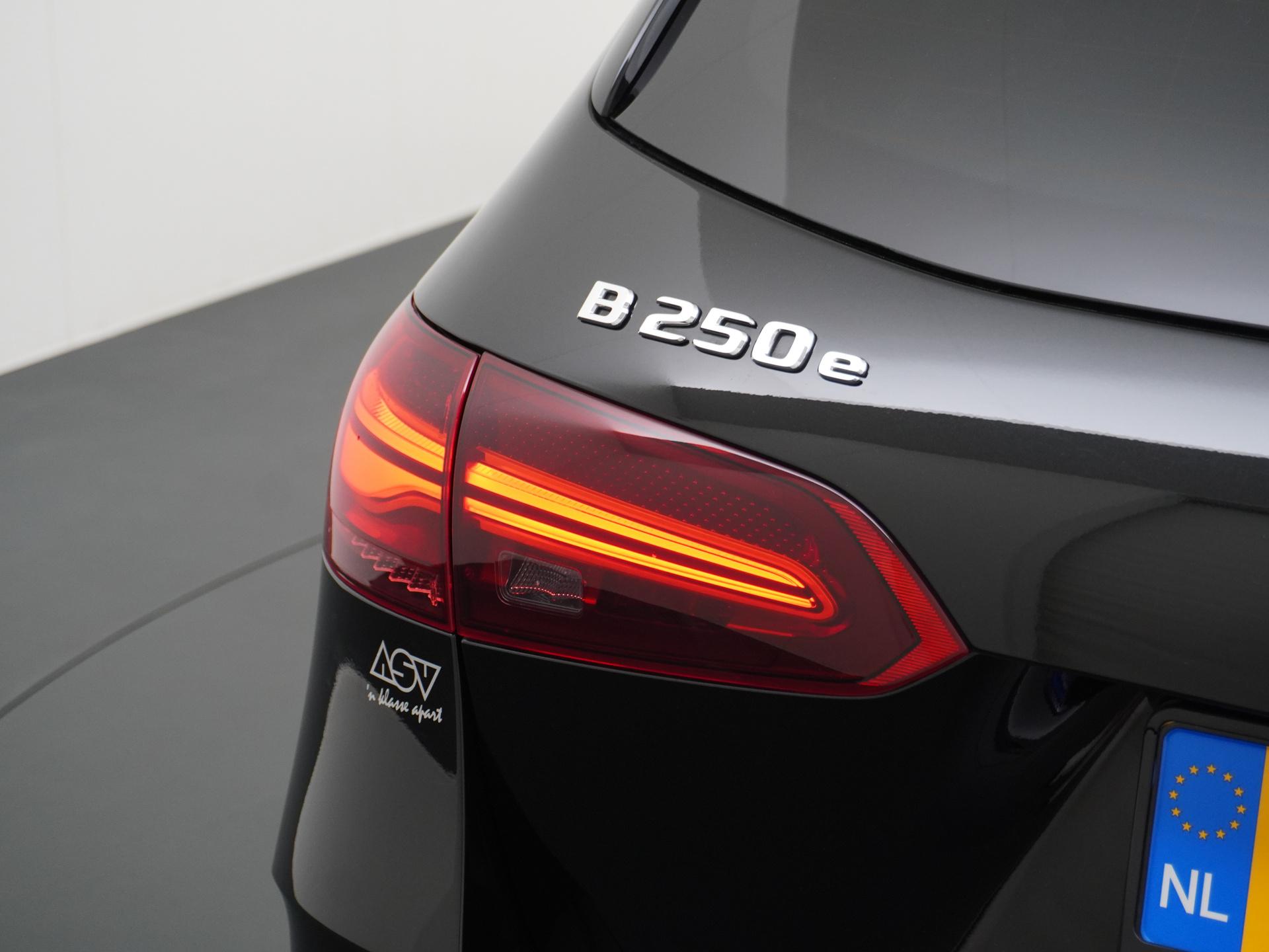 Mercedes-Benz B-Klasse 250 e Star Edition AMG Line 14