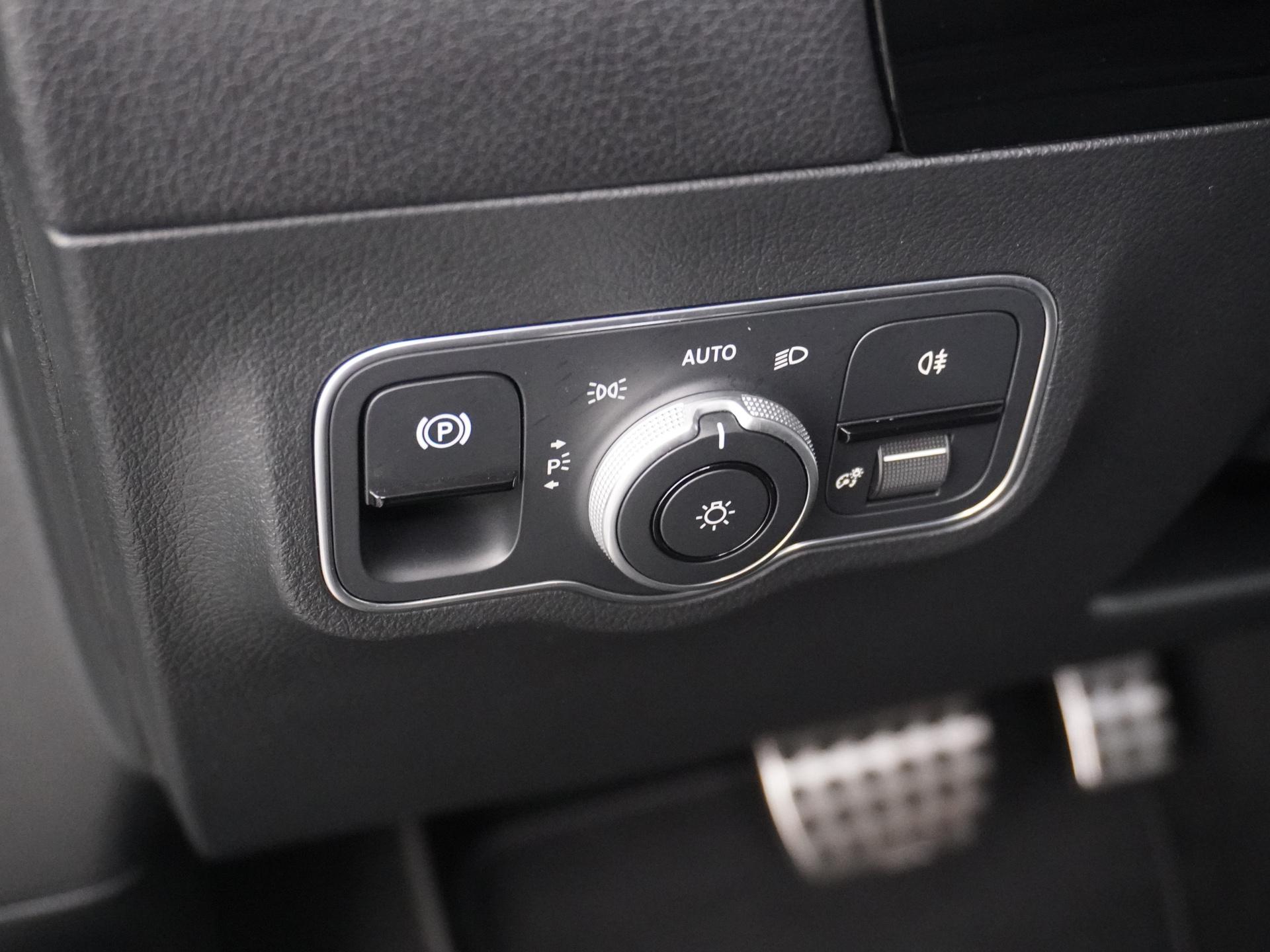 Mercedes-Benz B-Klasse 250 e Star Edition AMG Line 28