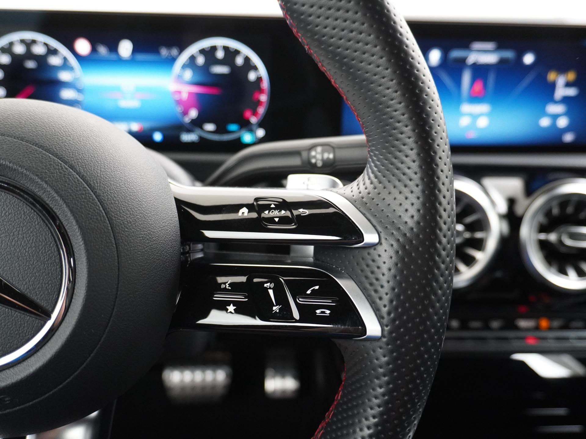 Mercedes-Benz CLA-Klasse Shooting Brake 180 AMG Star Edition 31