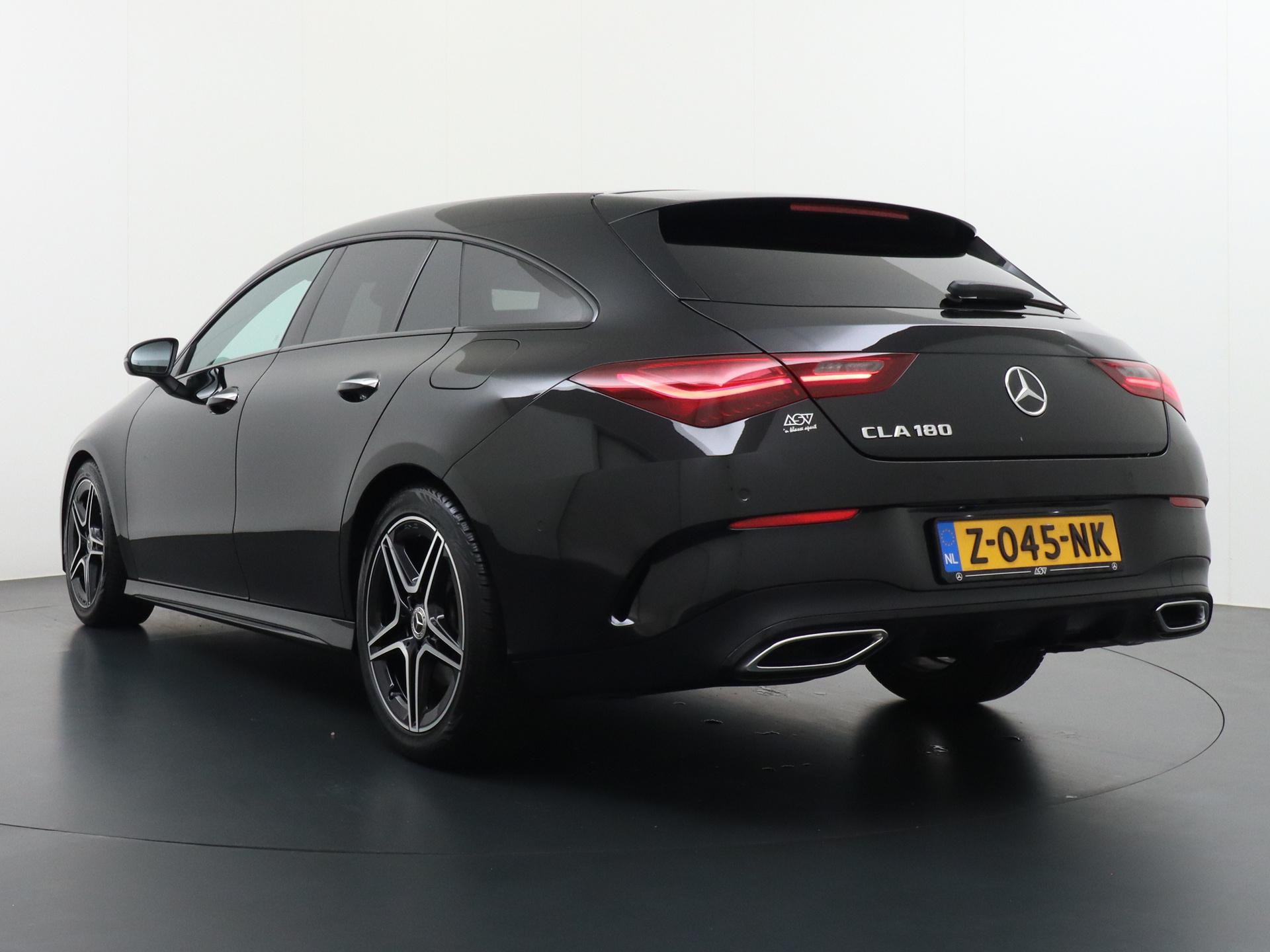 Mercedes-Benz CLA-Klasse Shooting Brake 180 AMG Star Edition 4