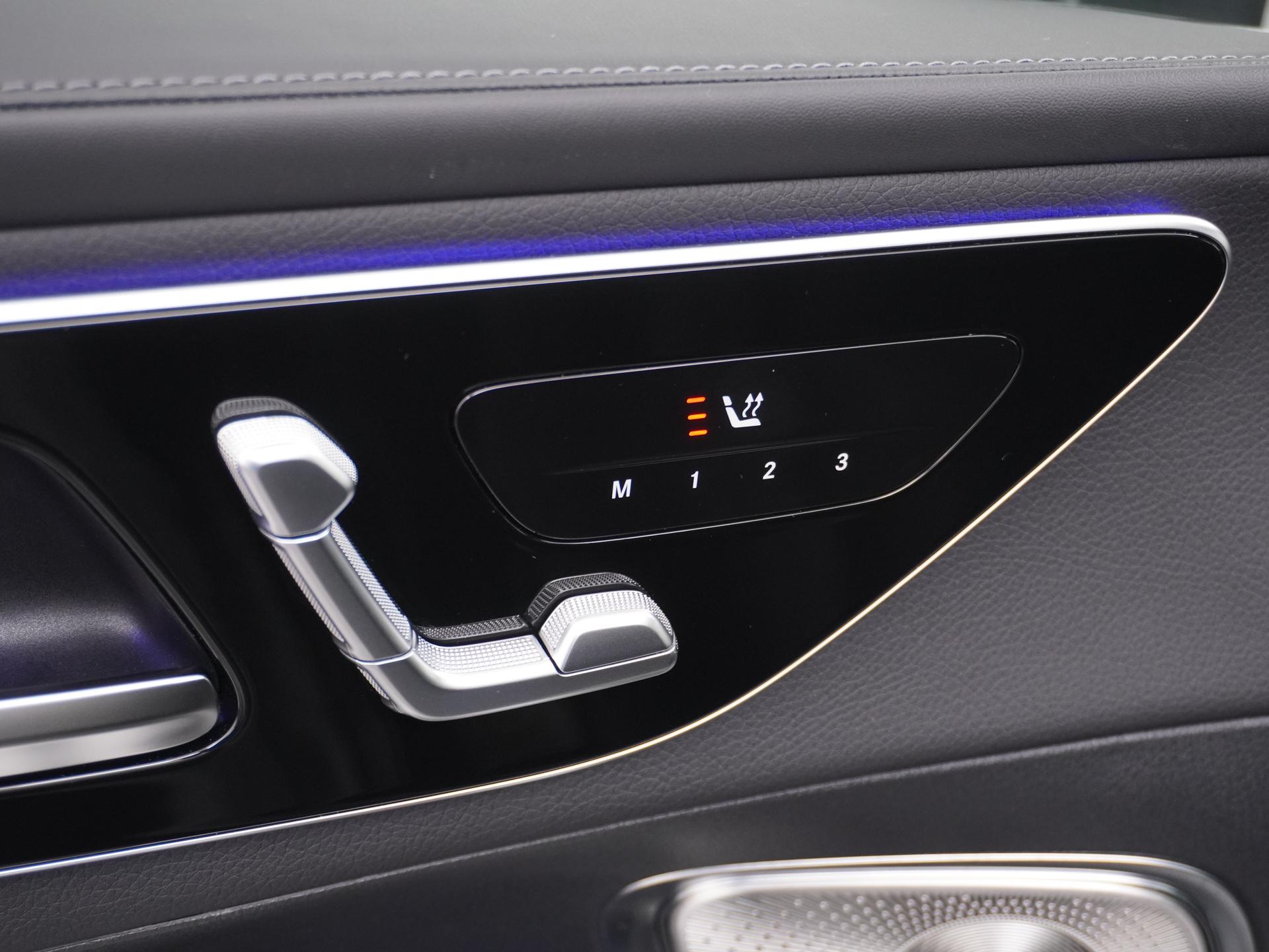 Mercedes-Benz GLC 300e 4MATIC AMG Line 25