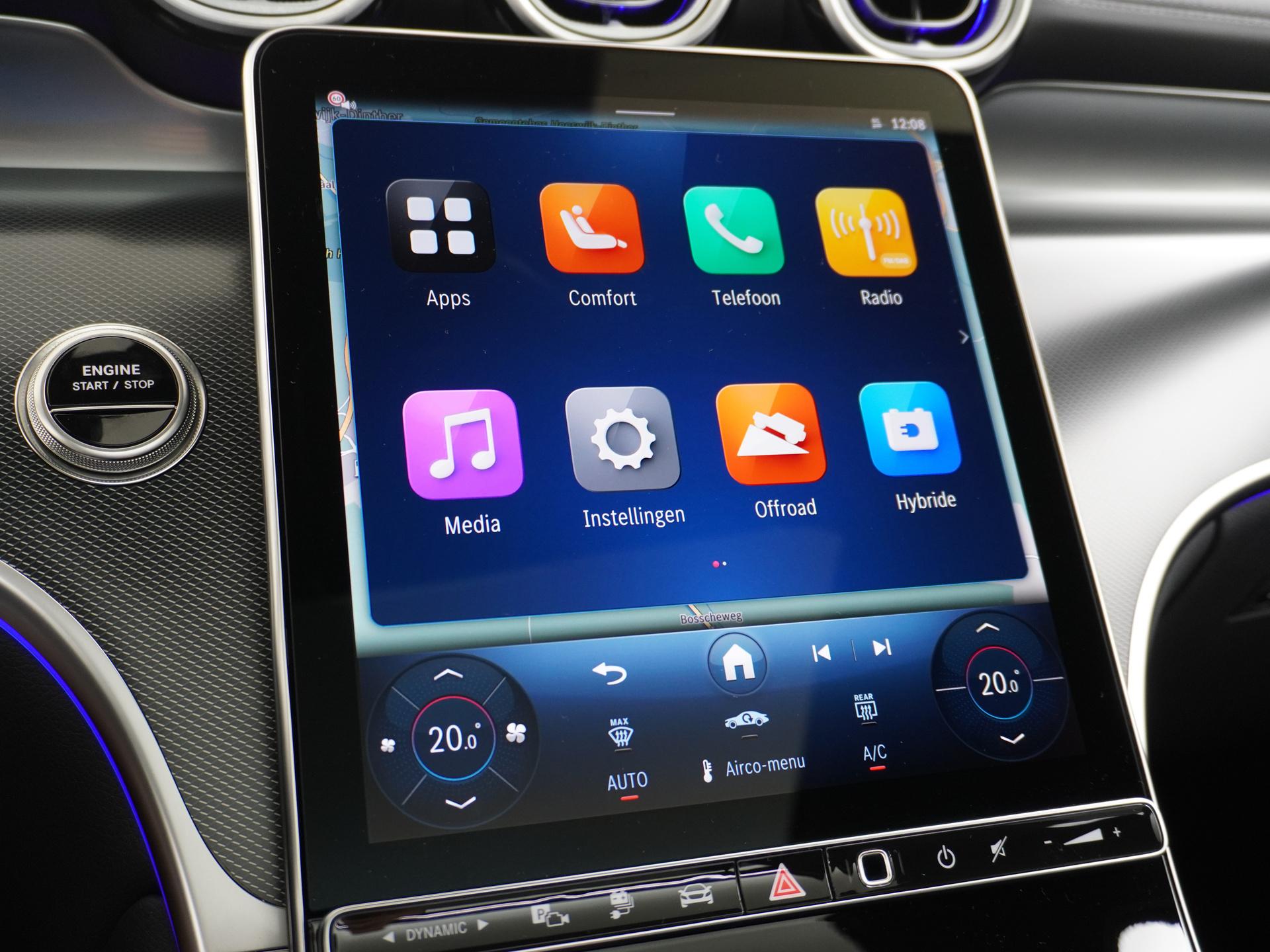 Mercedes-Benz GLC 300e 4MATIC AMG Line 39