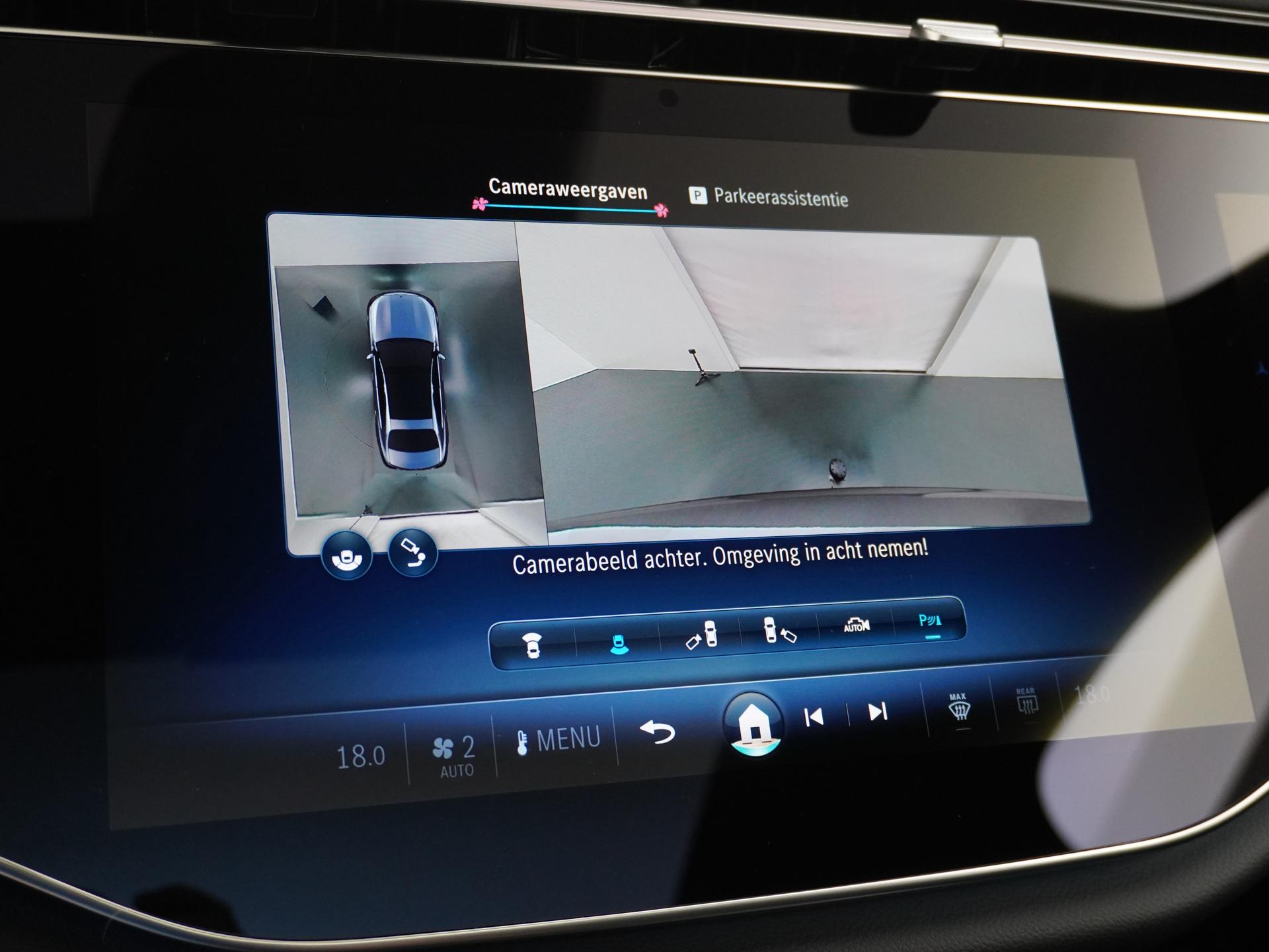 Mercedes-Benz E-Klasse 400 e 4MATIC AMG Line 48