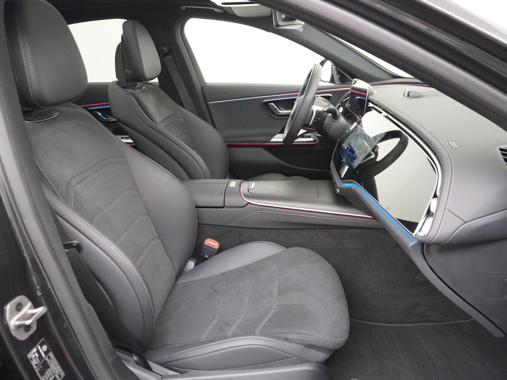 Mercedes-Benz E-Klasse 400 e 4MATIC AMG Line 49