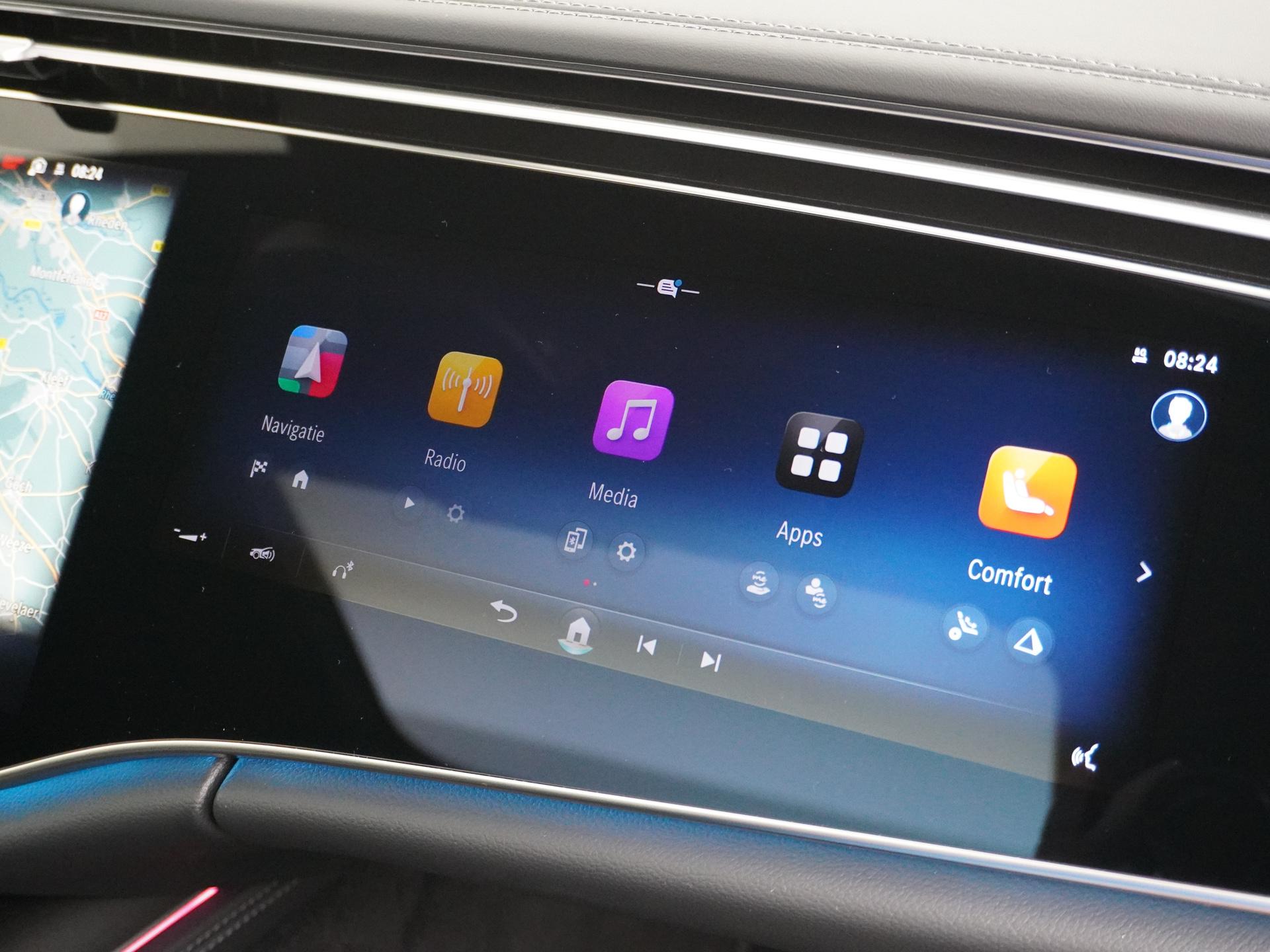 Mercedes-Benz E-Klasse 400 e 4MATIC AMG Line 51